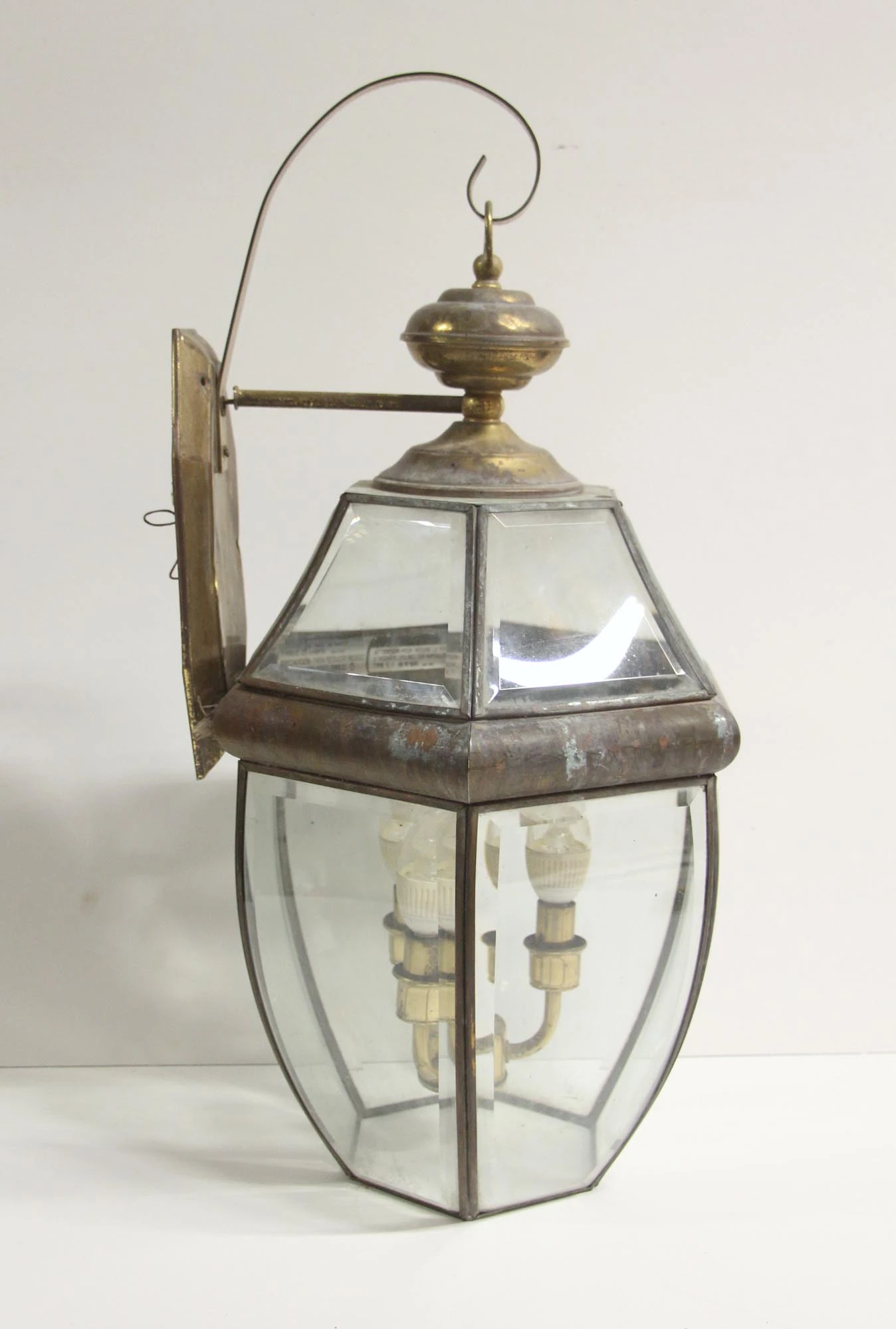 Traditional Glass & Brass Exterior Lantern Wall Sconce 6 Traditional Glass & Brass Exterior Lantern Wall Sconce - Image 4