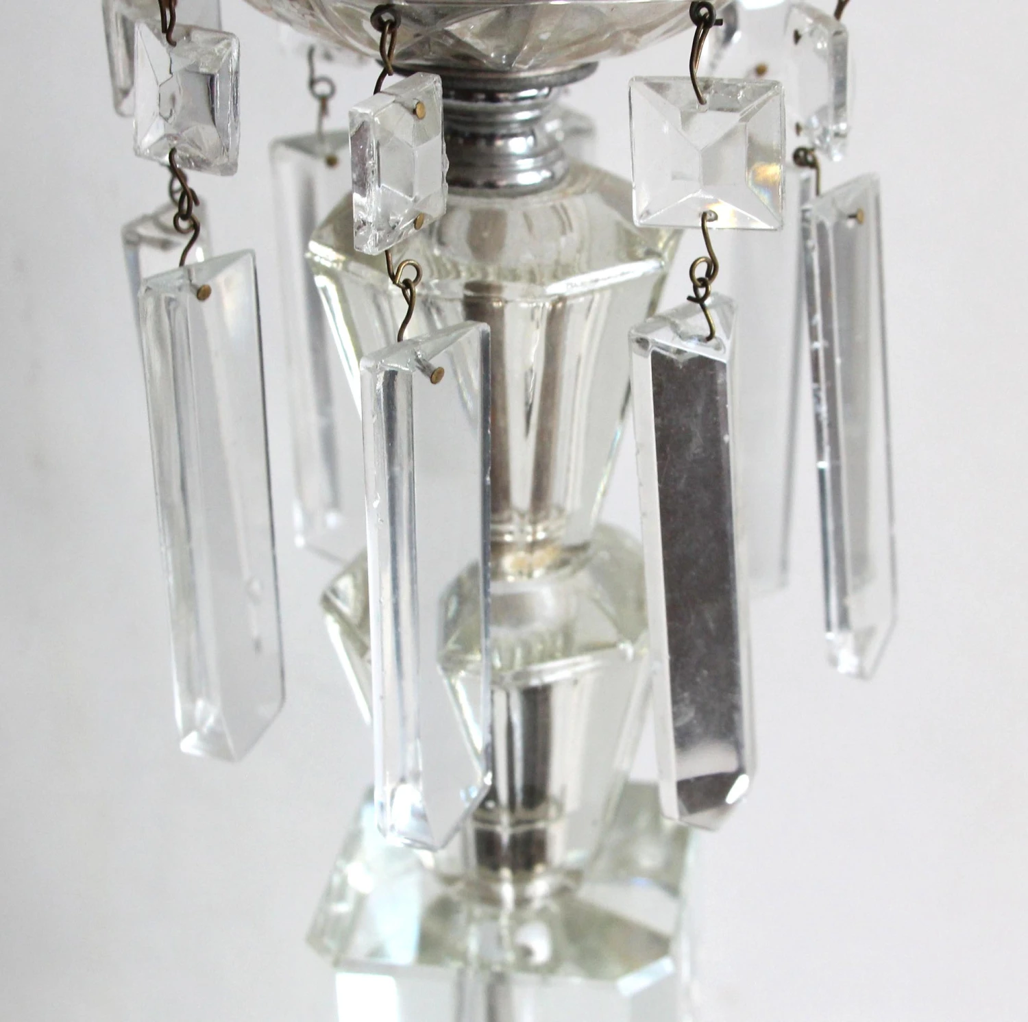 1940s Traditional Clear Crystal Vanity Table Lamp 6 1940s Traditional Clear Crystal Vanity Table Lamp - Image 4