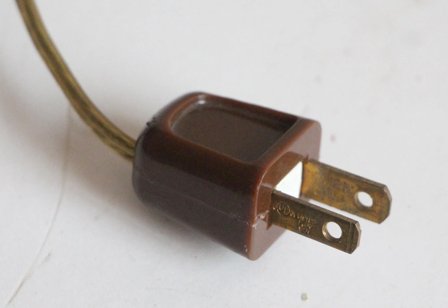 1940s Traditional Clear Crystal Vanity Table Lamp 10 1940s Traditional Clear Crystal Vanity Table Lamp - Image 8