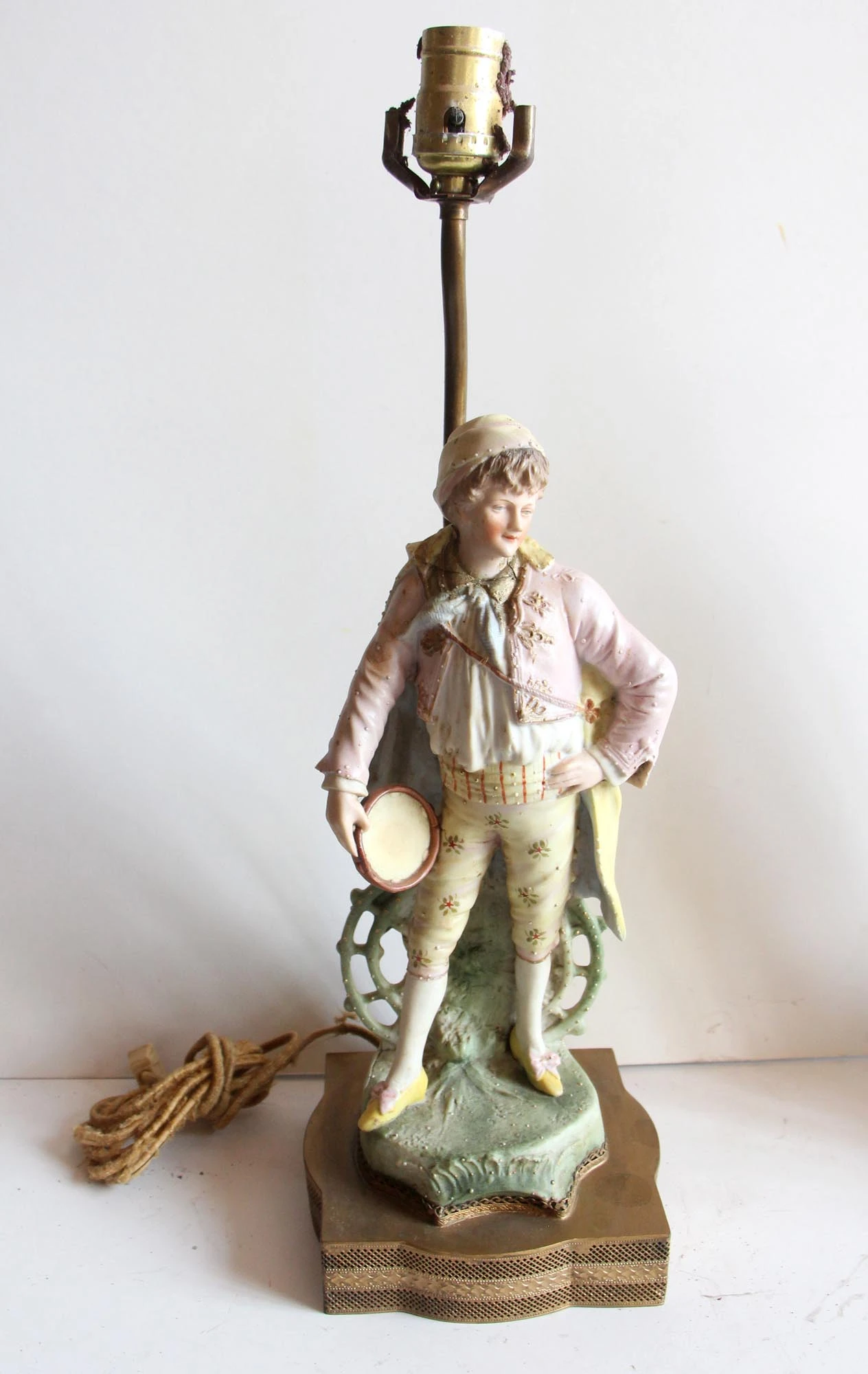 Pair Of Victorian Ceramic & Brass Figural Table Lamps 8 Pair Of Victorian Ceramic & Brass Figural Table Lamps - Image 6