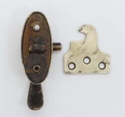 Vintage Oval Polished Bronze Right Hand Offset Door Latch 11 Vintage Oval Polished Bronze Right Hand Offset Door Latch -OGT Sale Store p260457 05