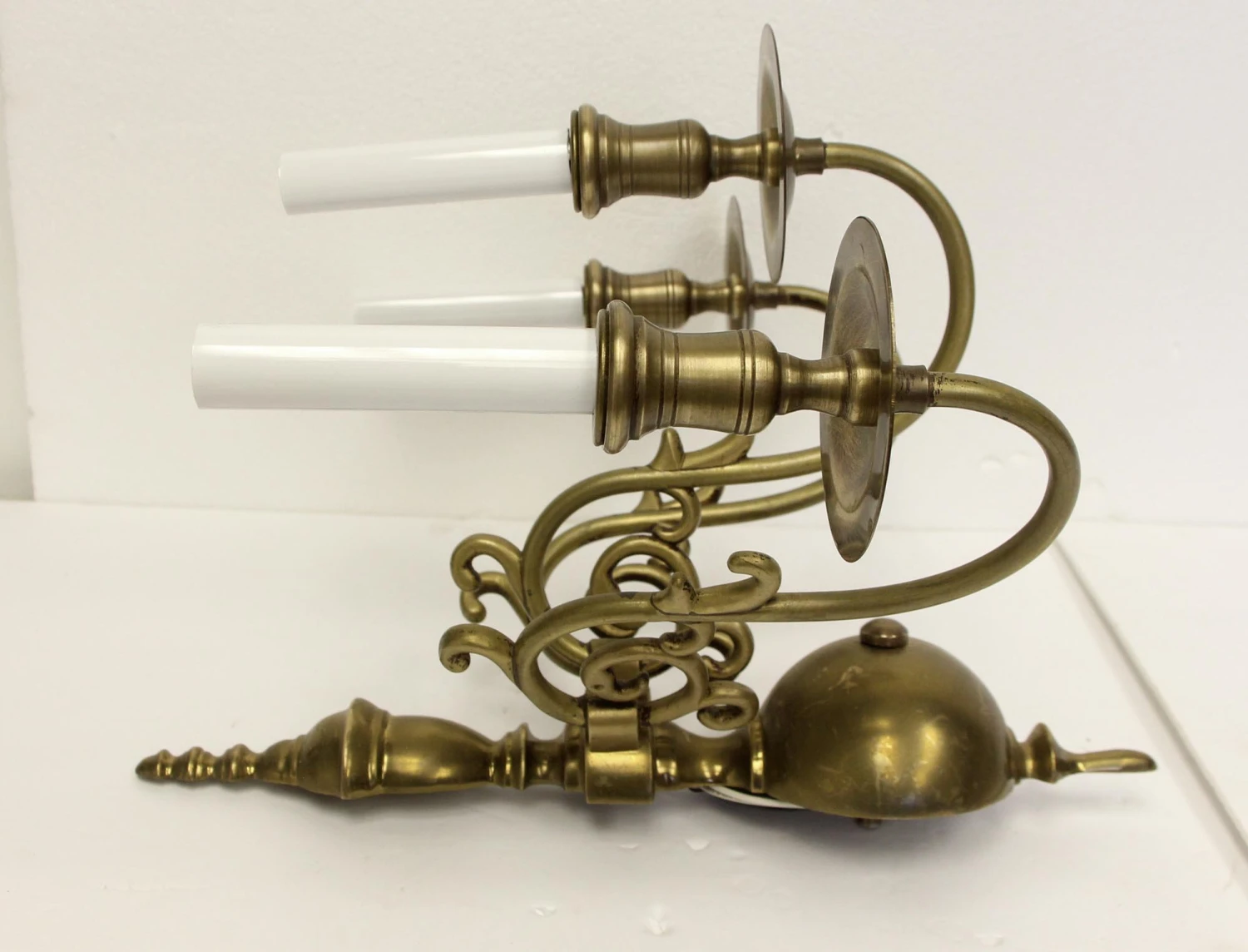 Original Williamsburg 3 Arm Brass Wall Sconce 6 Original Williamsburg 3 Arm Brass Wall Sconce - Image 4