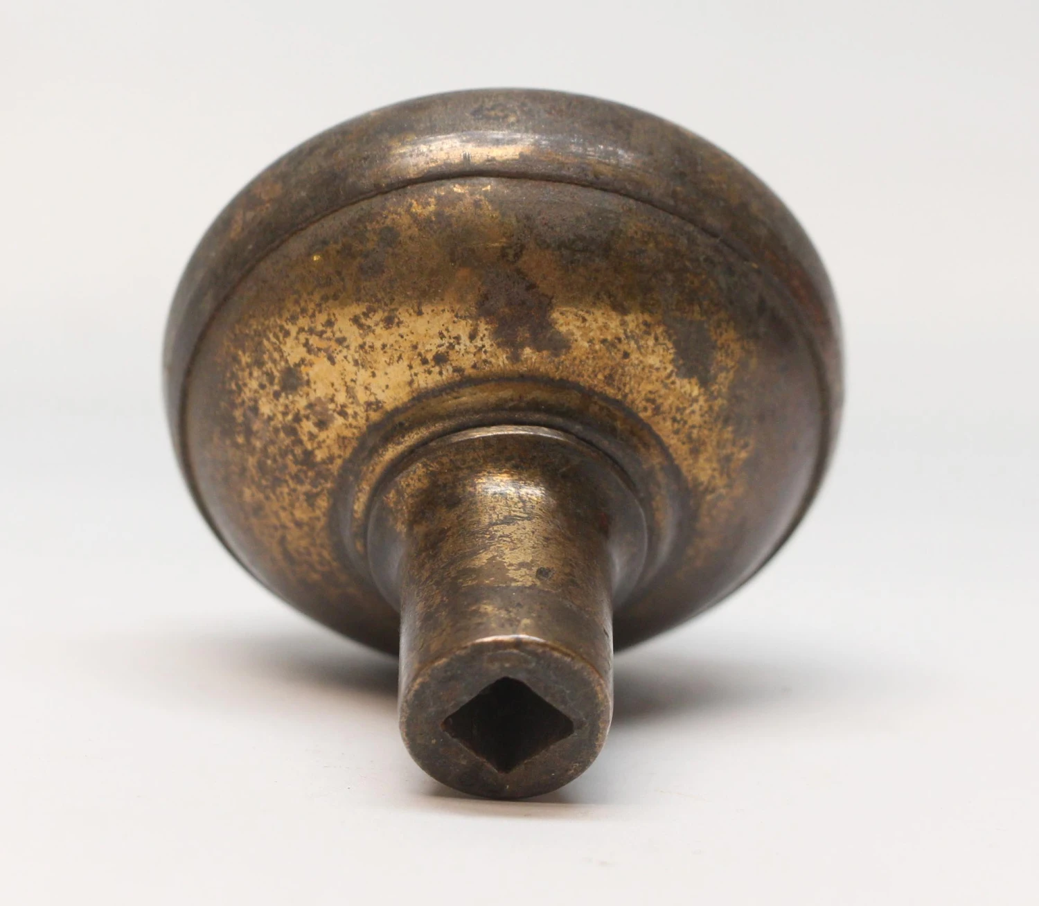 Antique Brass Plated Reading 4 Fold Montrose Passage Door Knob 6 Antique Brass Plated Reading 4 Fold Montrose Passage Door Knob - Image 4