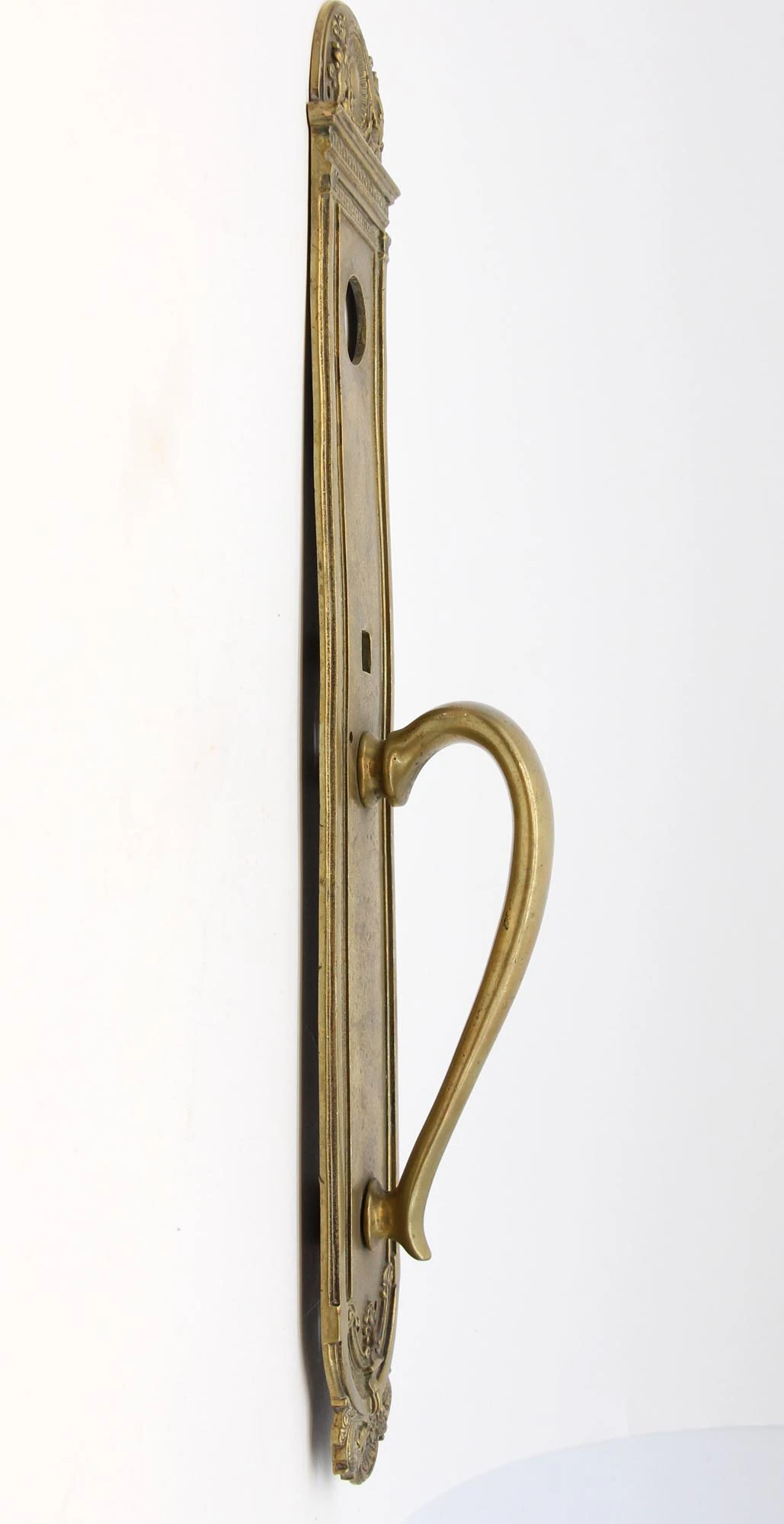 Antique 20.75 In. Sargent Greek Key Brass Entry Door Pull 9 Antique 20.75 In. Sargent Greek Key Brass Entry Door Pull - Image 7