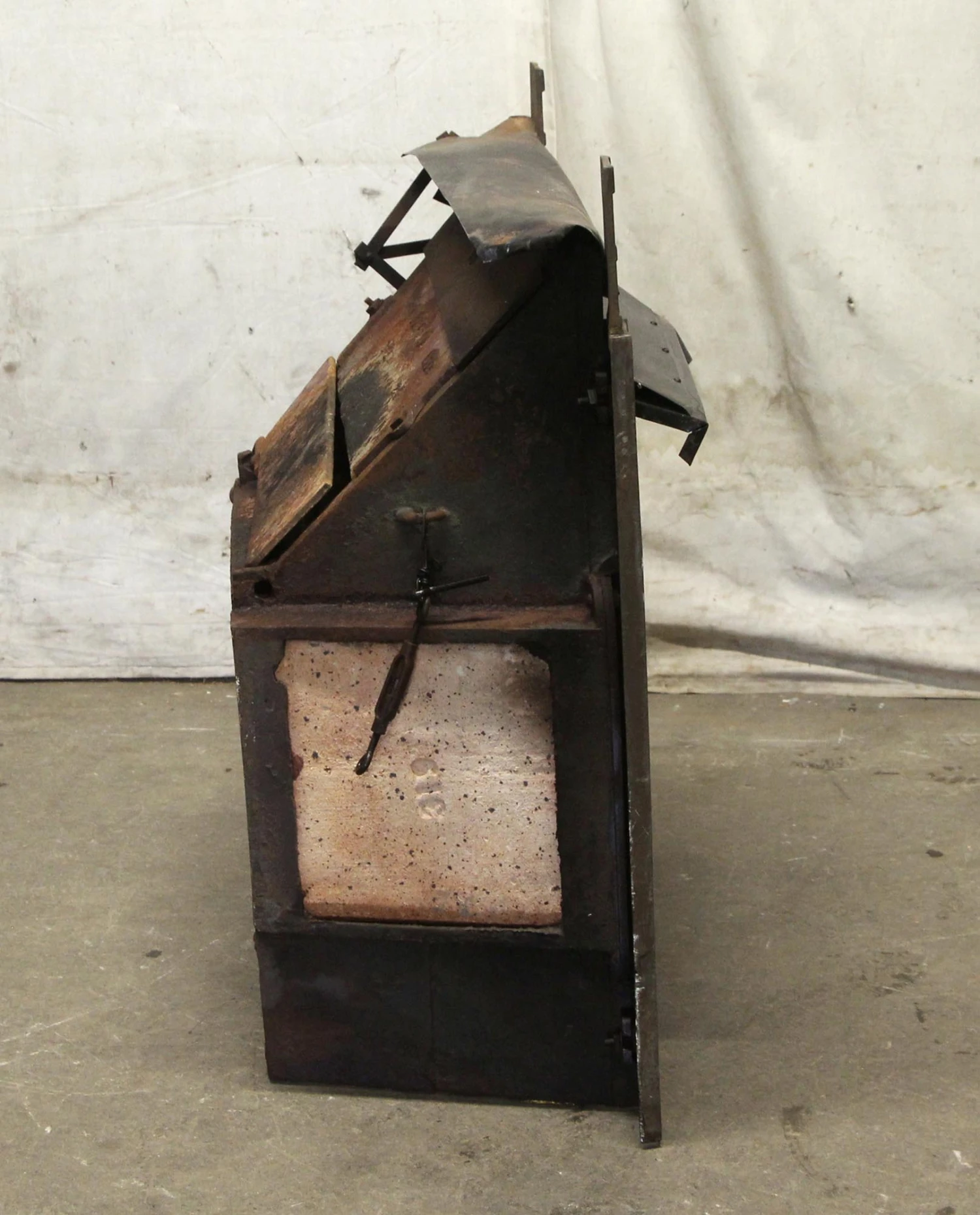 Antique Brass Decorative Fireplace Insert Grate 6 Antique Brass Decorative Fireplace Insert Grate - Image 4