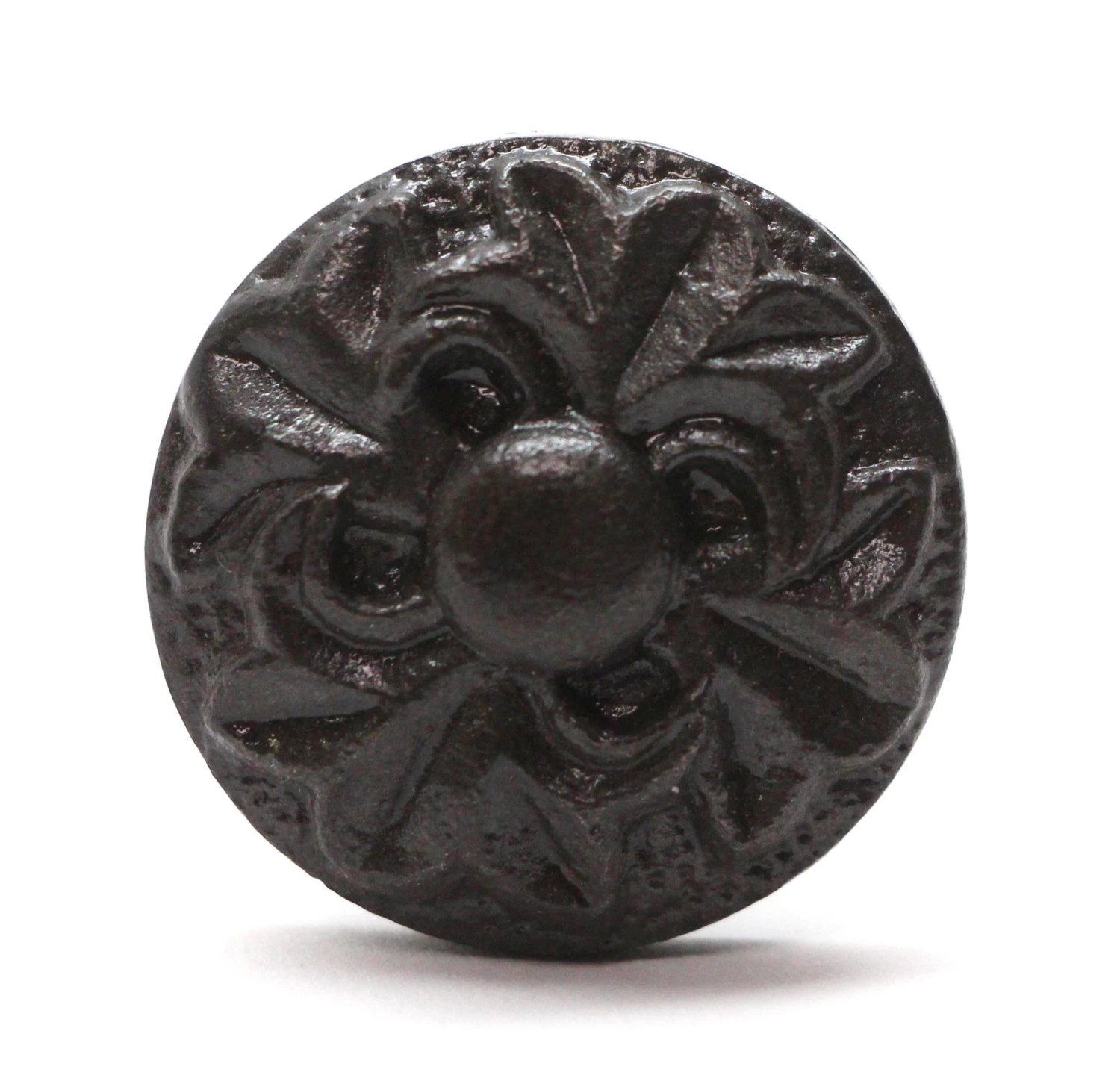 Set Of 6 Newly Made 4 Fold Cast Iron Cabinet Or Drawer Pulls 8 Set Of 6 Newly Made 4 Fold Cast Iron Cabinet Or Drawer Pulls - Image 6