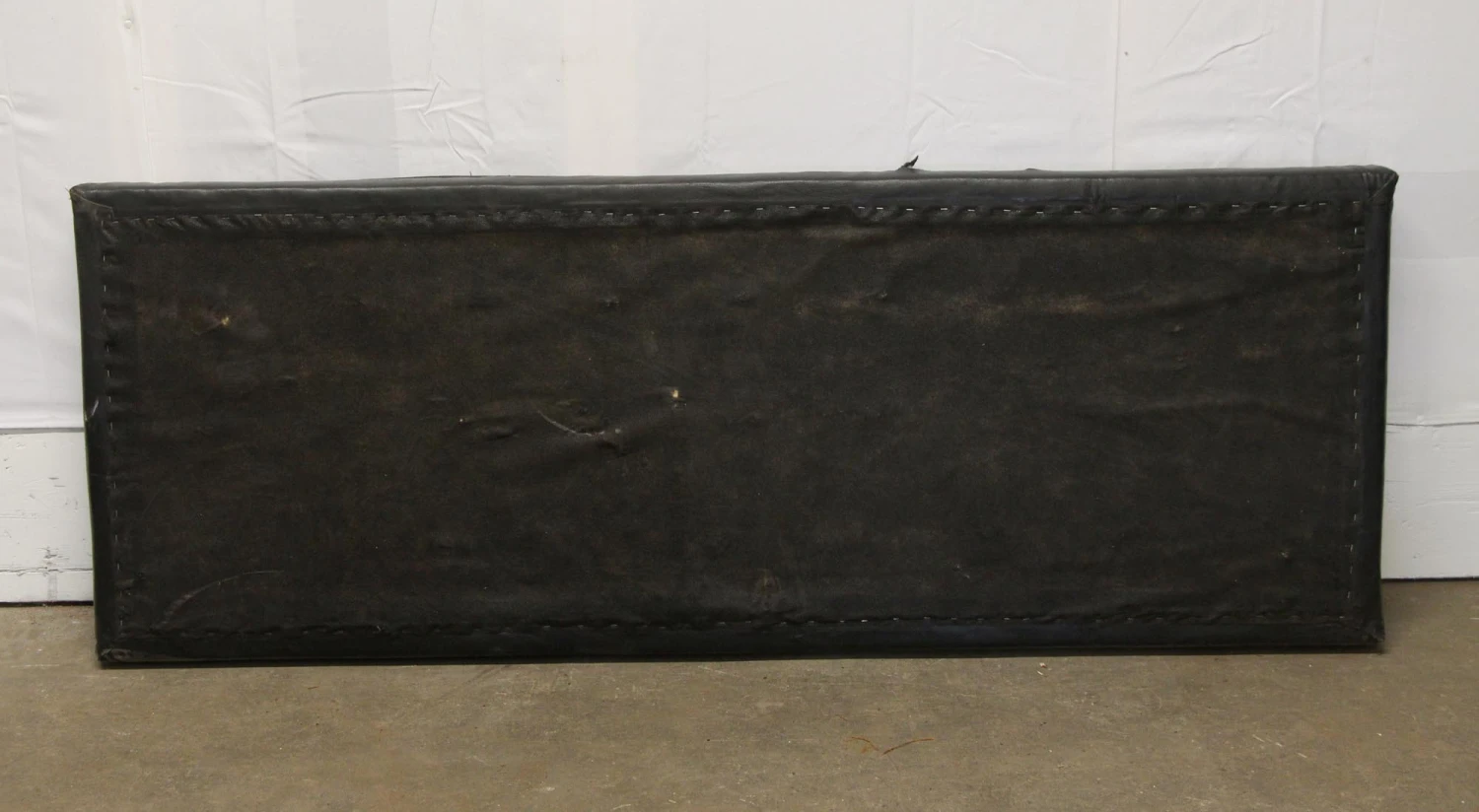 Vintage Black Leather 5 Foot Bench Cushion 6 Vintage Black Leather 5 Foot Bench Cushion - Image 4