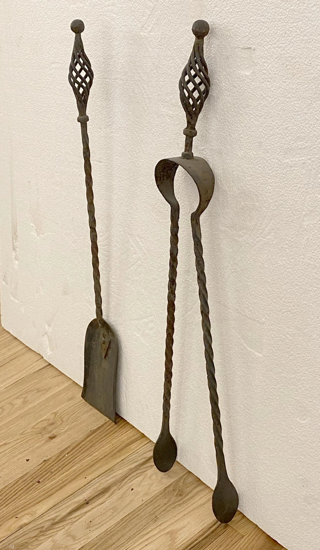 Antique Wrought Iron Fire Place Tool Set 12 Antique Wrought Iron Fire Place Tool Set - Image 10