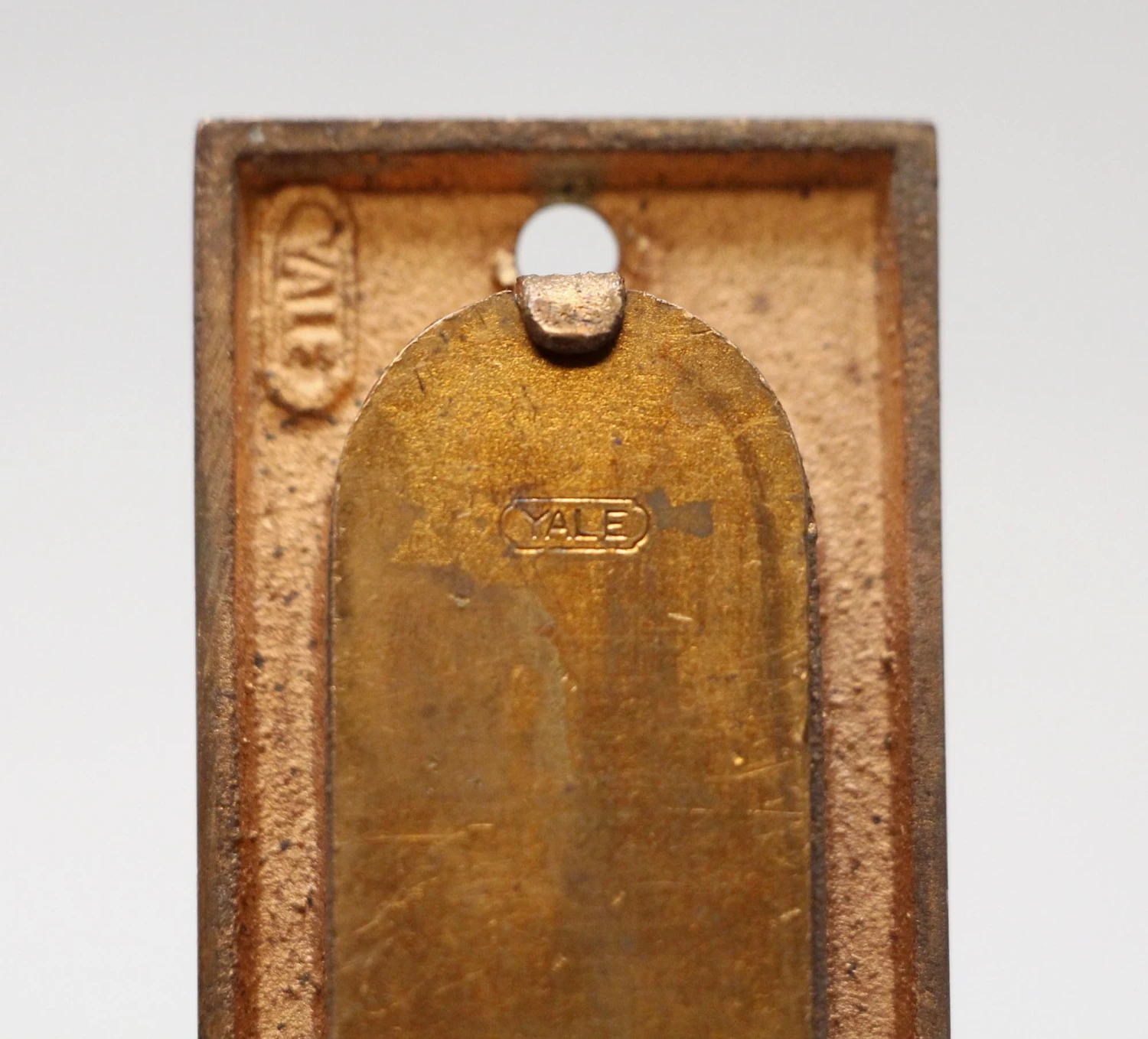 Antique Yale Beveled Brass Window Sash Lift 6 Antique Yale Beveled Brass Window Sash Lift - Image 4