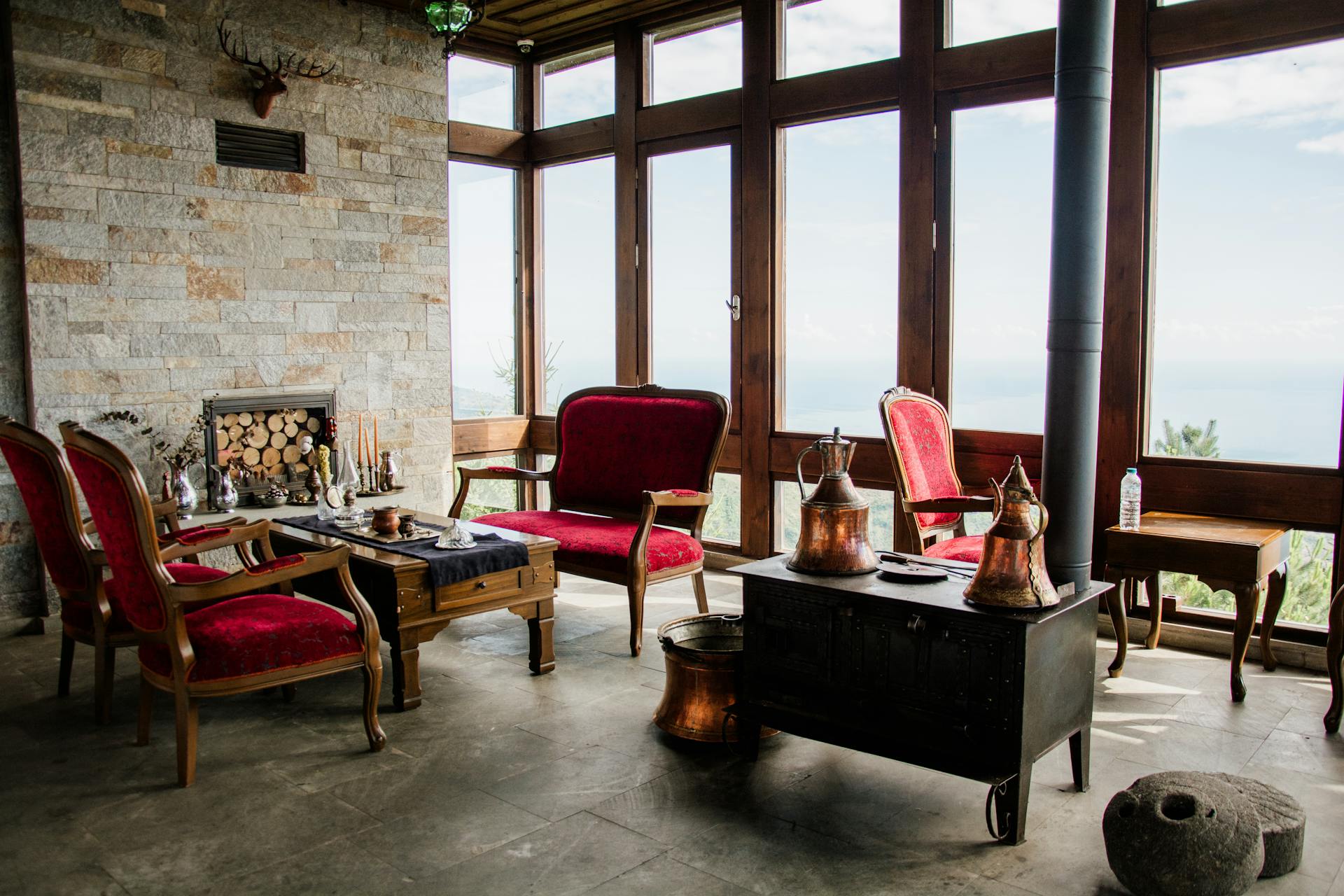 Front Page -OGT Sale Store pexels nadiye odabasi 3668408 28862442