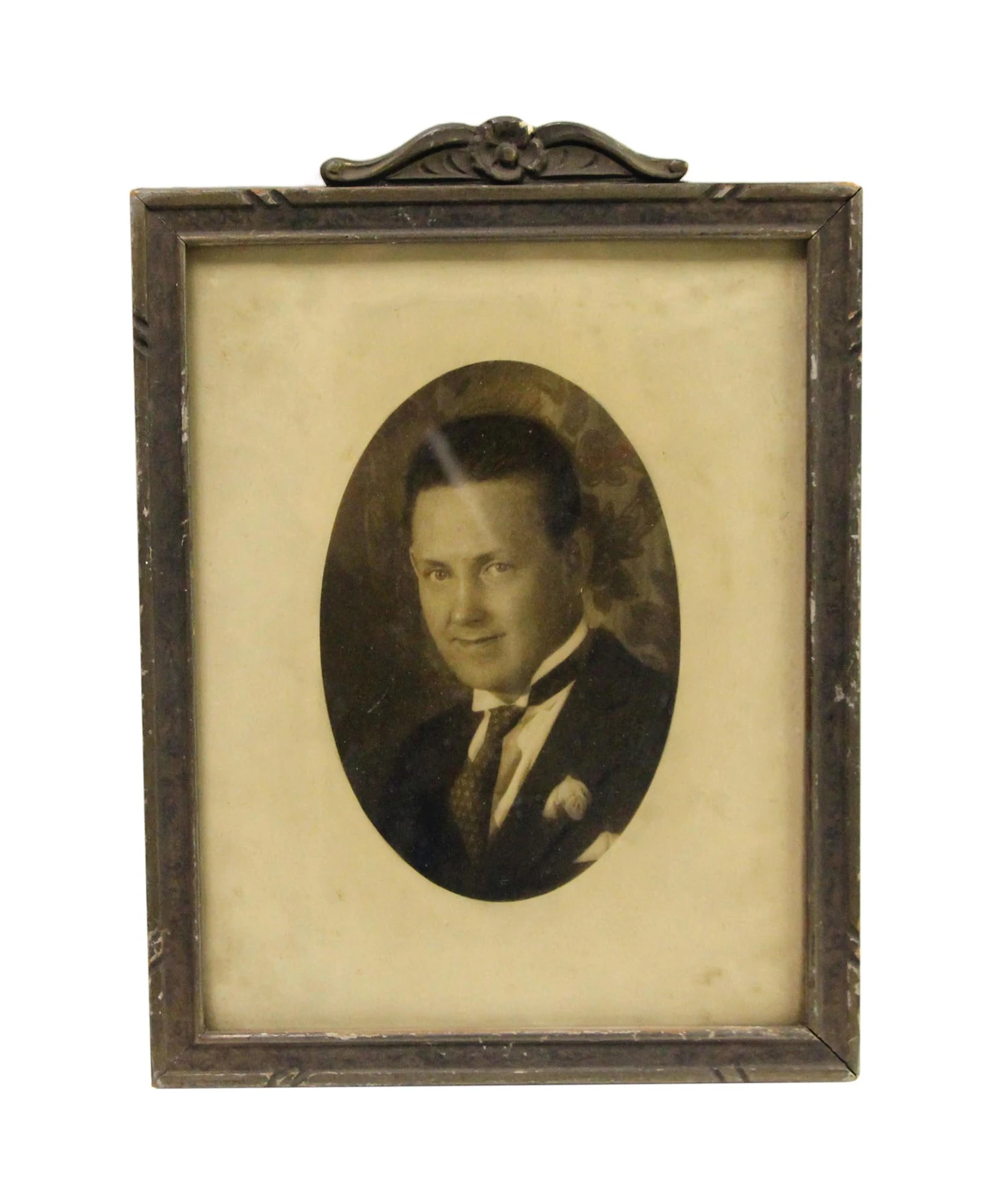 Vintage Oval Matted Gentleman’s Portrait 3 Vintage Oval Matted Gentleman’s Portrait
