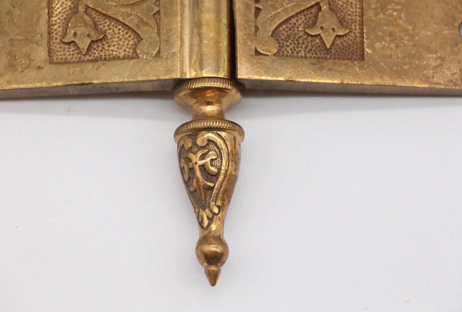Antique Victorian 6 X 5 Bronze Steeple Tip Butt Door Hinge 7 Antique Victorian 6 X 5 Bronze Steeple Tip Butt Door Hinge - Image 5