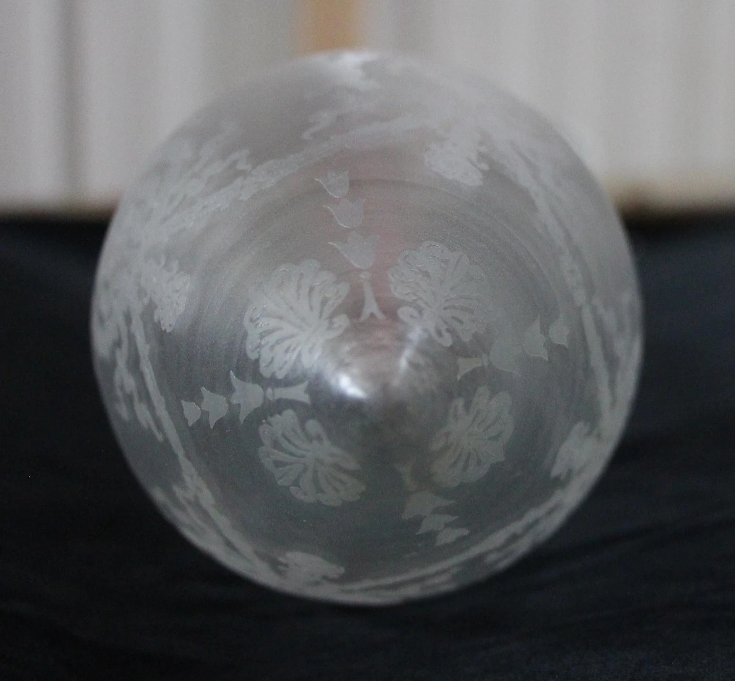 1809 Etched & Frosted Cone Shaped Glass Pendant Light 8 1809 Etched & Frosted Cone Shaped Glass Pendant Light - Image 6