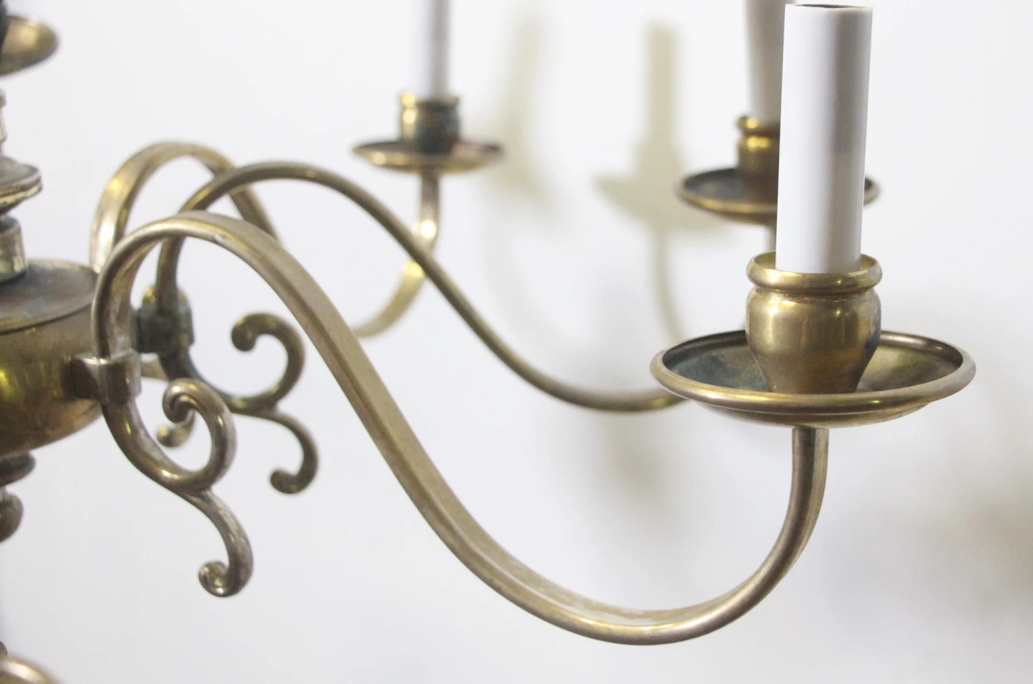 Antique 8 Arm Brass Colonial Style Chandelier 11 Antique 8 Arm Brass Colonial Style Chandelier - Image 9