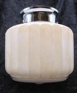 1950s Art Deco White & Clear 9 In. Glass Flush Mount Light -OGT Sale Store q273504 08