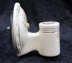 Pair Of 1940s White Floral Ceramic Bathroom Wall Sconces 17 Pair Of 1940s White Floral Ceramic Bathroom Wall Sconces -OGT Sale Store q273536 07