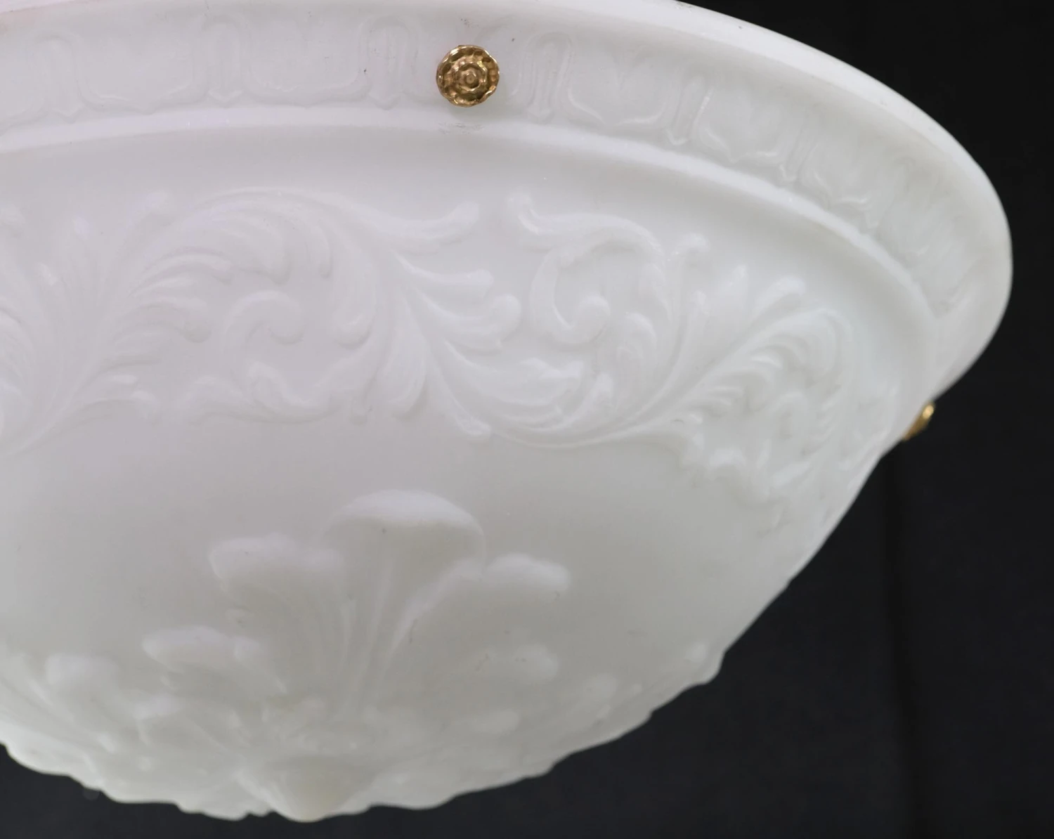 1900s Ripley Alabaster Cast Milk Glass Dish Pendant Light 7 1900s Ripley Alabaster Cast Milk Glass Dish Pendant Light - Image 5