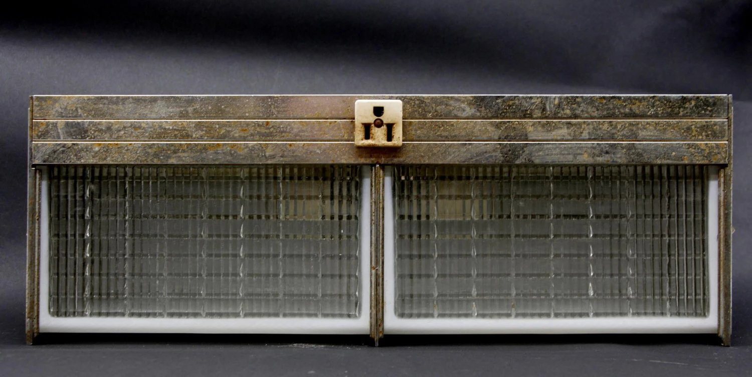 Vintage Glass & Nickel Art Deco Above Cabinet Bathroom Light 8 Vintage Glass & Nickel Art Deco Above Cabinet Bathroom Light - Image 6