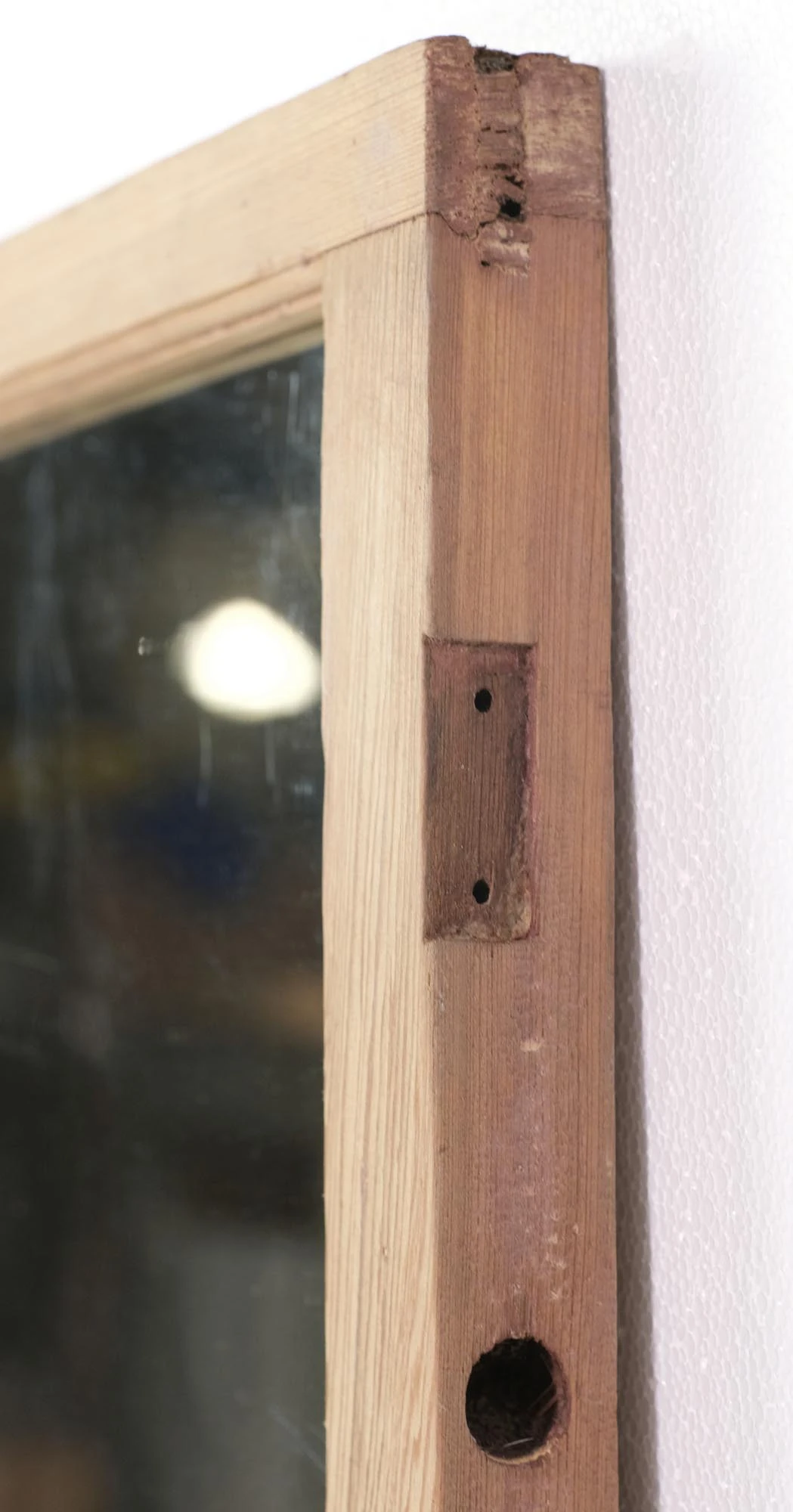 White Owl Cigar Mirrored Wavy Glass Window Frame 9 White Owl Cigar Mirrored Wavy Glass Window Frame - Image 7