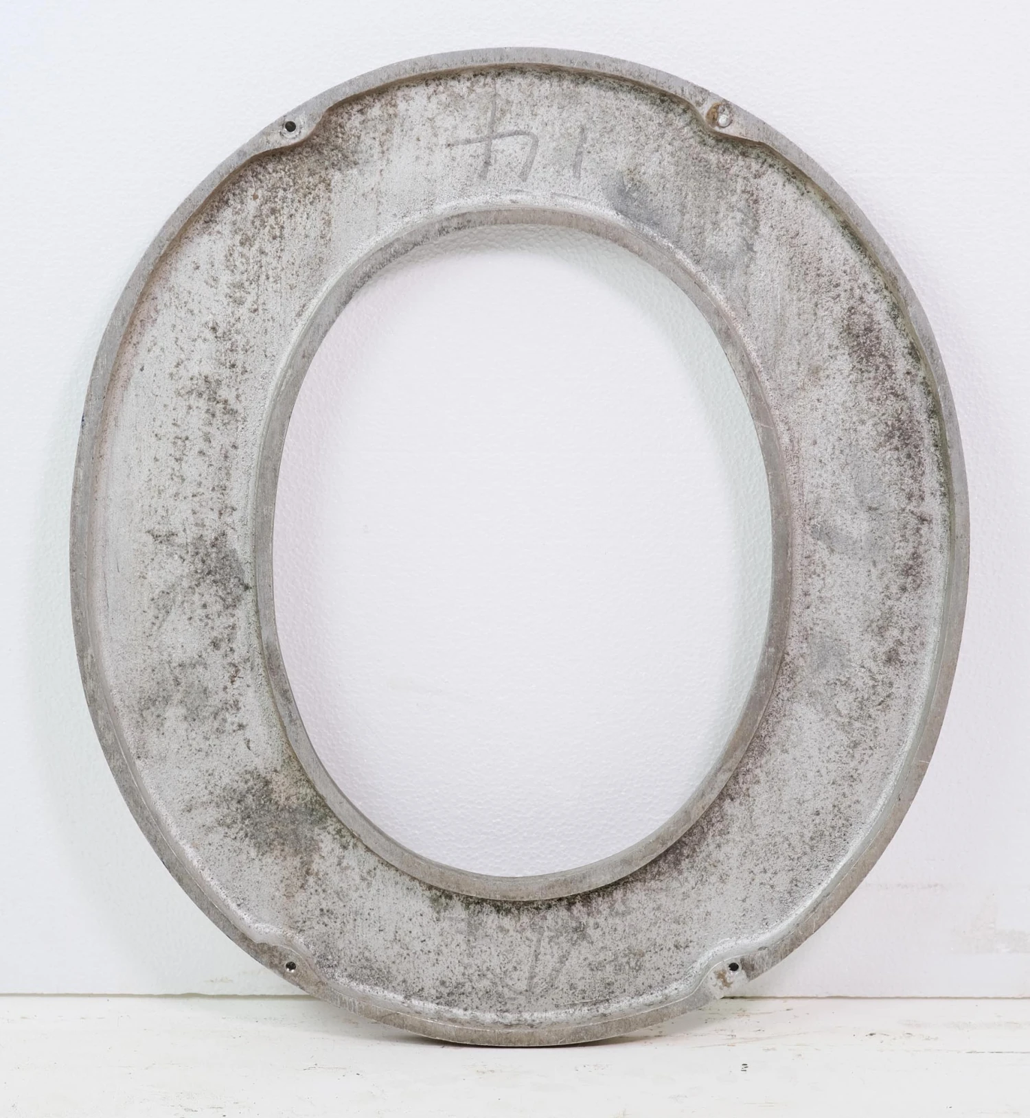 Cast Aluminum Letter 0 6 Cast Aluminum Letter 0 - Image 4