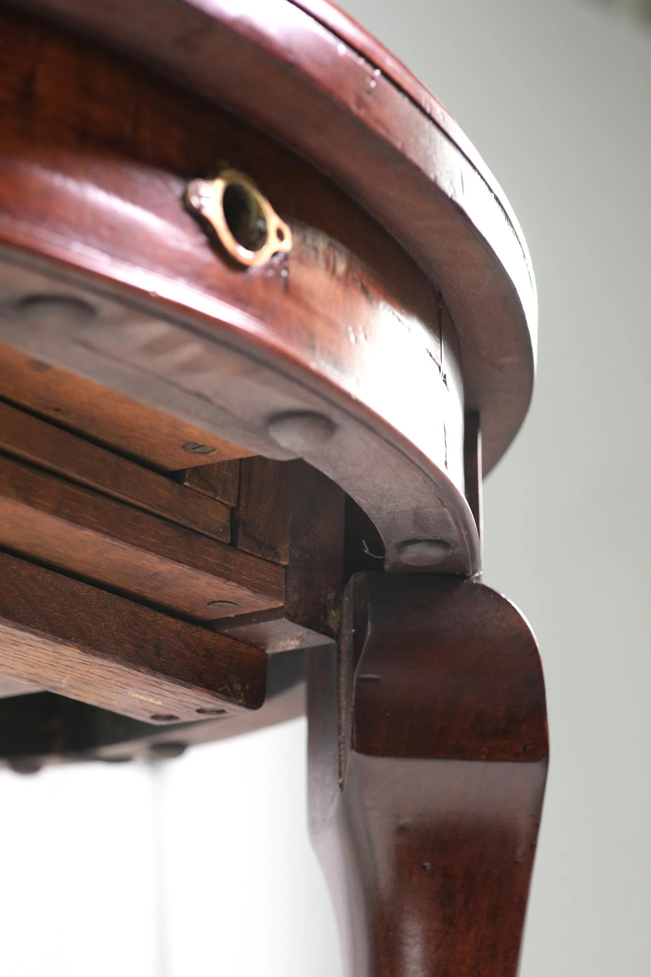 Vintage 35 In. Round Mahogany Side Accent Table 8 Vintage 35 In. Round Mahogany Side Accent Table - Image 6