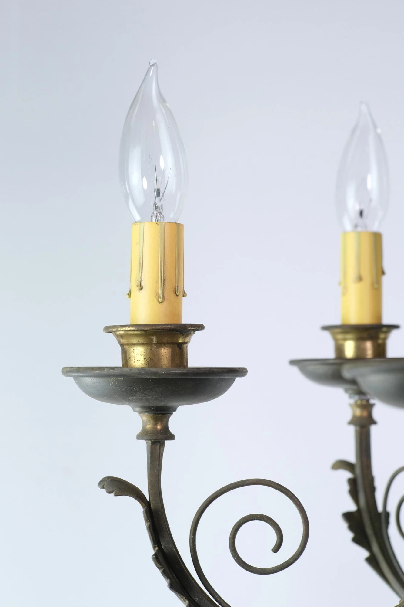 1920s French 6 Arm Scrolled Foliage Brass Chandelier 12 1920s French 6 Arm Scrolled Foliage Brass Chandelier - Image 10