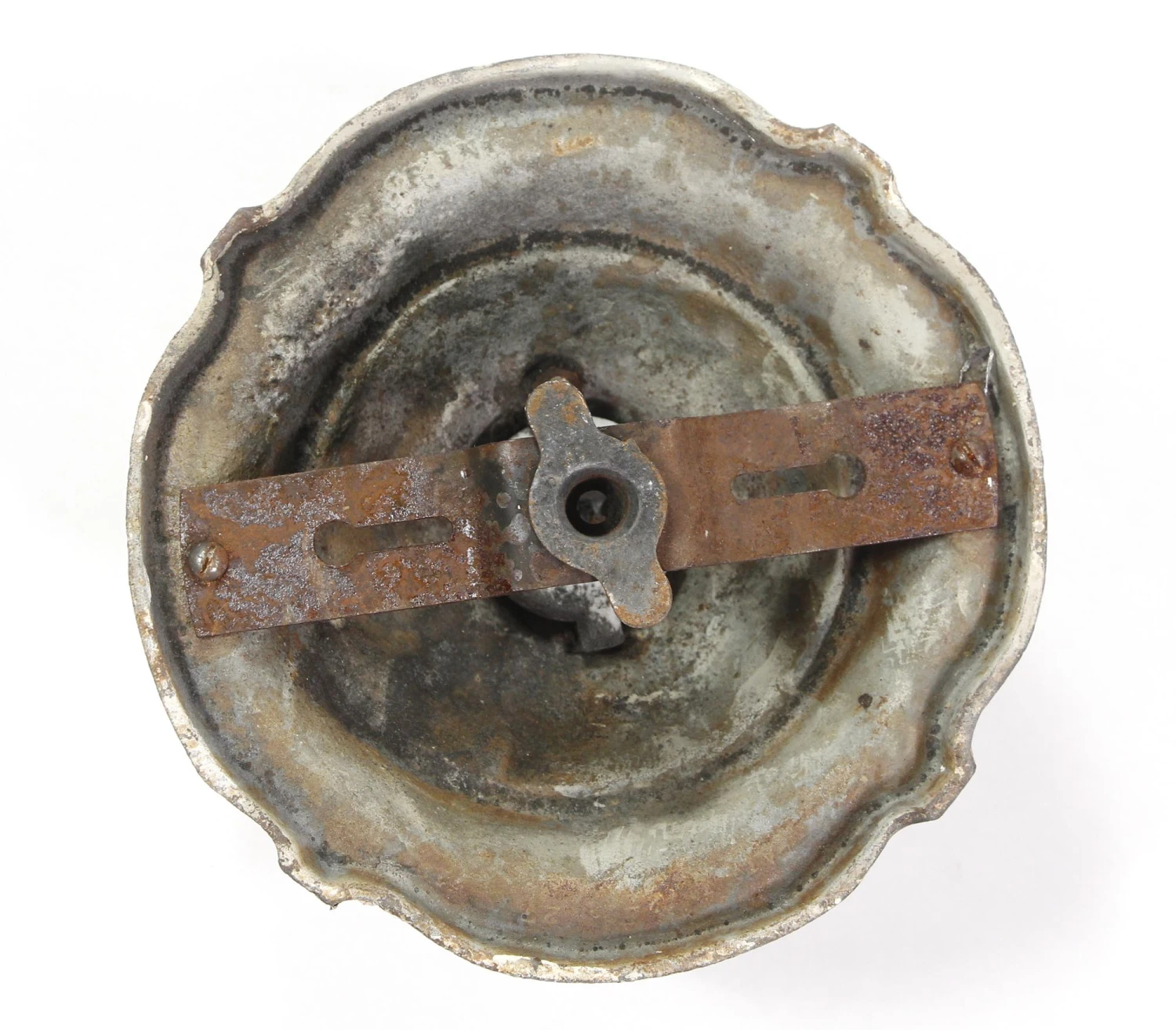 Victorian Floral Cast Iron Single Bulb Flush Mount Light 10 Victorian Floral Cast Iron Single Bulb Flush Mount Light - Image 8