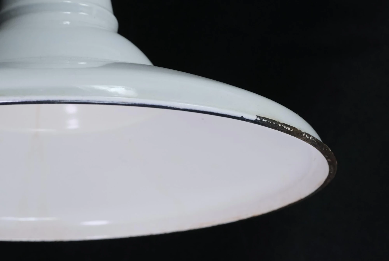 16 In. White Enameled Steel Industrial Factory Pole Pendant Light 7 16 In. White Enameled Steel Industrial Factory Pole Pendant Light - Image 5