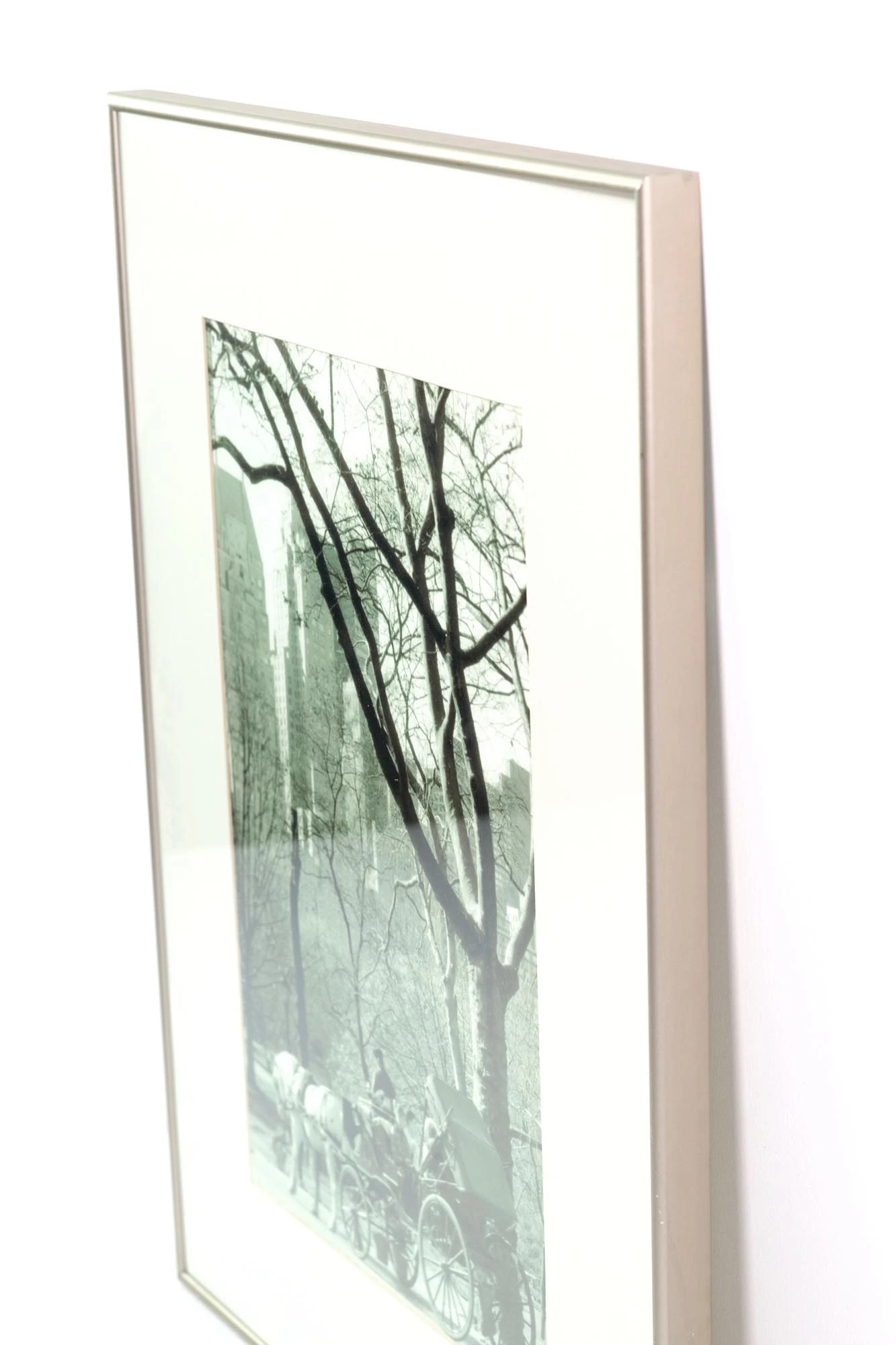 Black & White Framed Photo Print Of A Buggy In New York City 6 Black & White Framed Photo Print Of A Buggy In New York City - Image 4