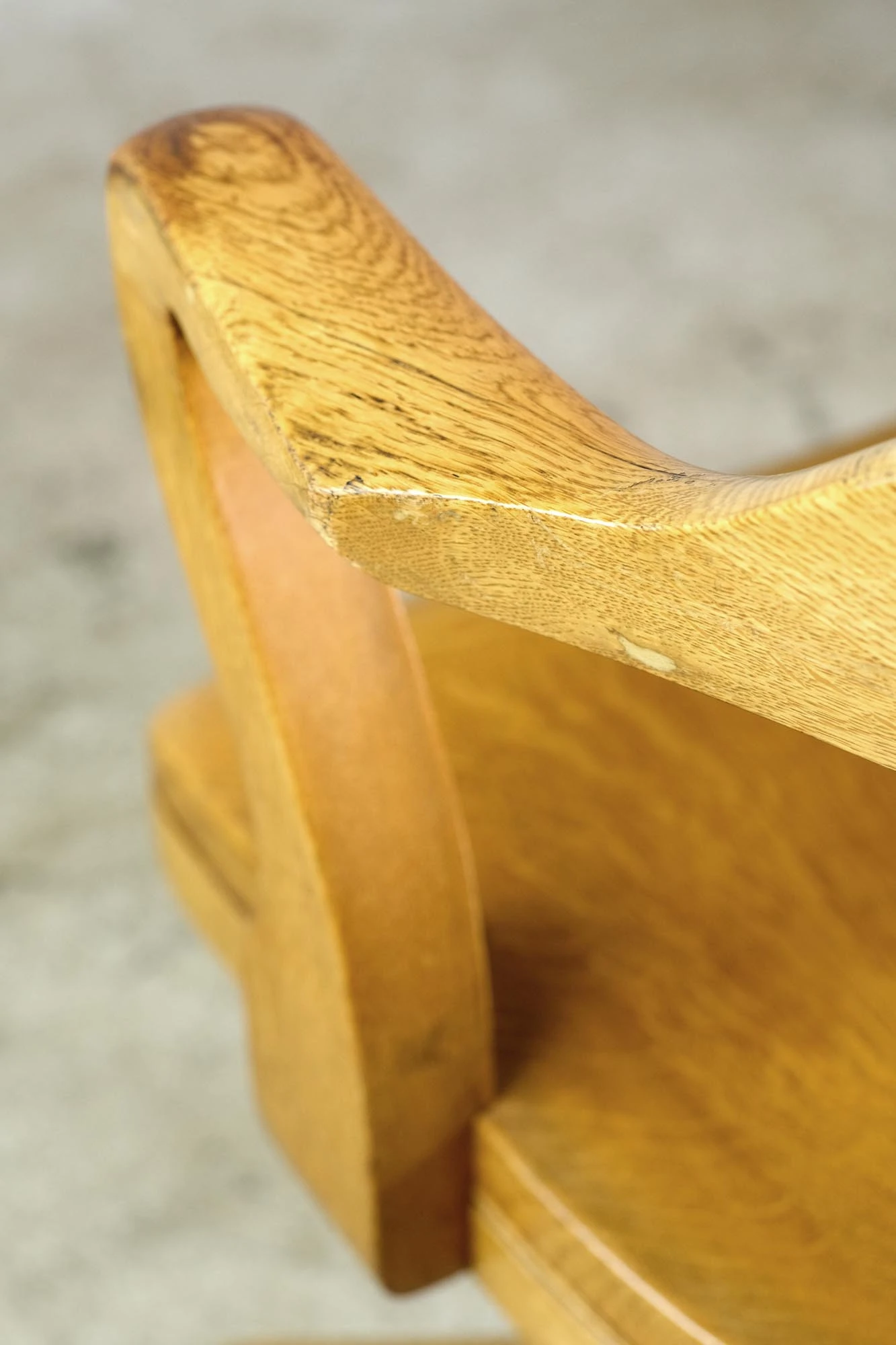 Light Tone Solid Oak Rolling Banker’s Chair With Swivel Seat 11 Light Tone Solid Oak Rolling Banker’s Chair With Swivel Seat - Image 9