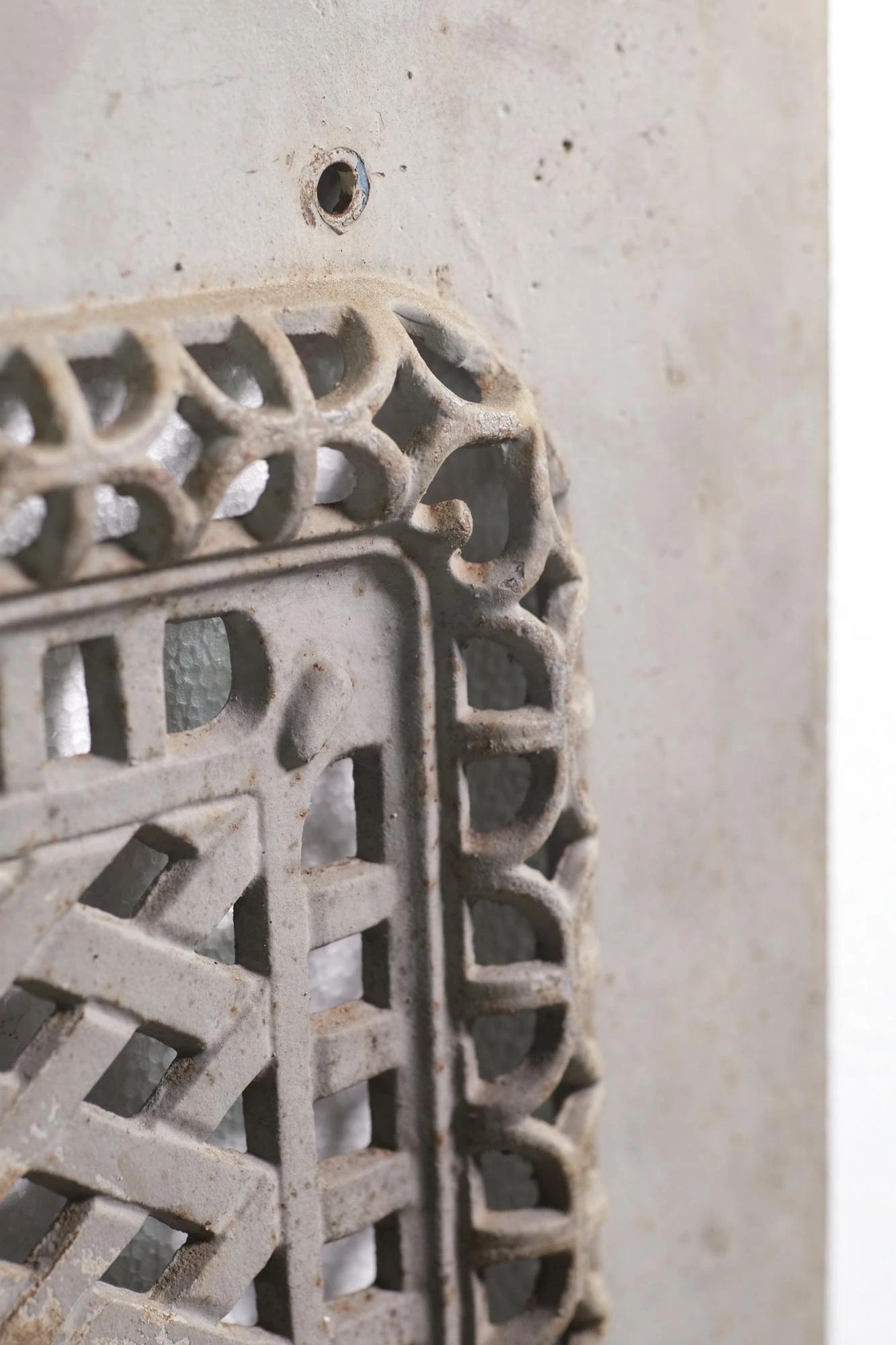 Antique Plant Motif Cast Iron Fireplace Insert 6 Antique Plant Motif Cast Iron Fireplace Insert - Image 4