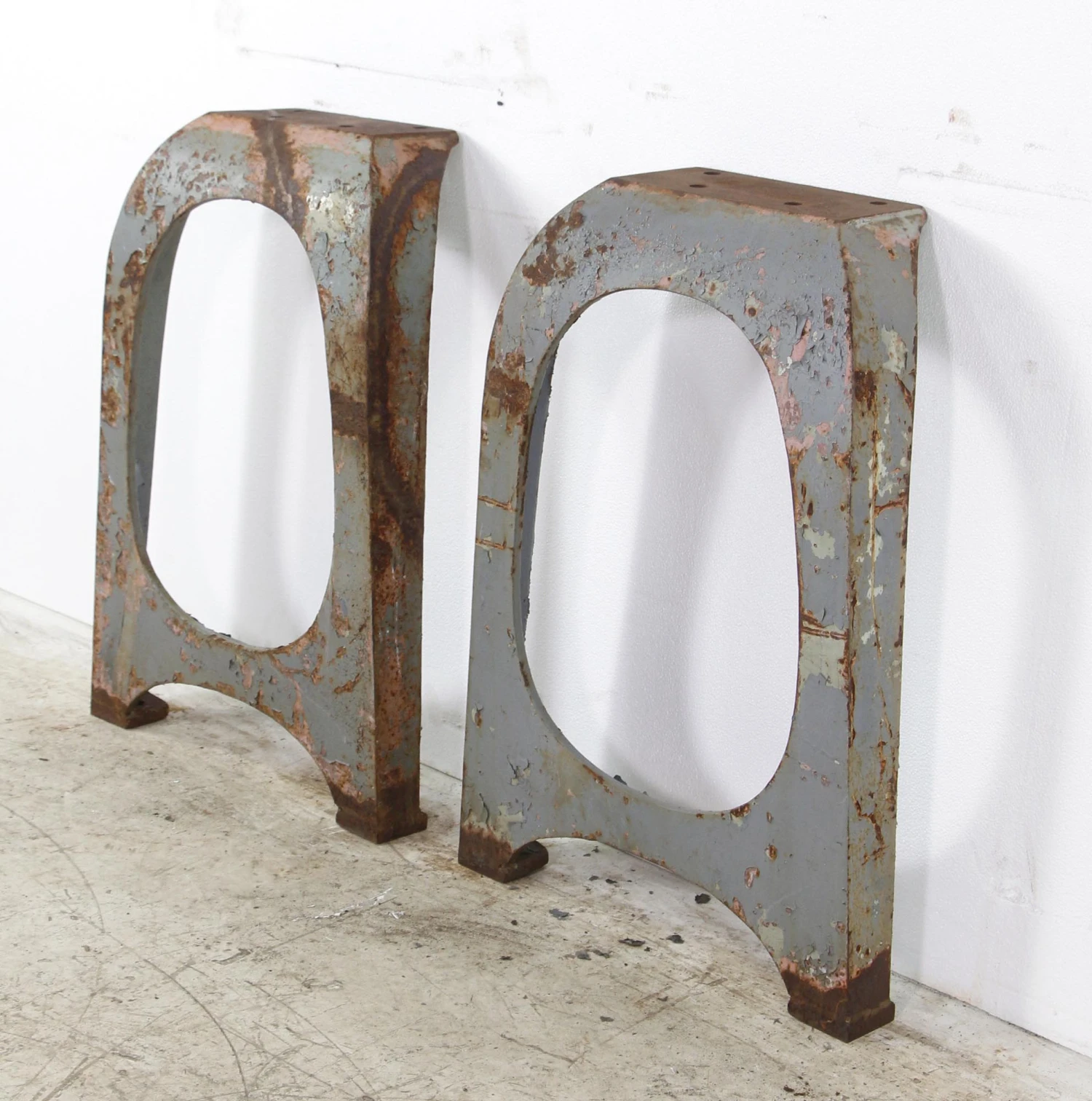 Pair Of Rounded Cast Iron Industrial Legs 8 Pair Of Rounded Cast Iron Industrial Legs - Image 6