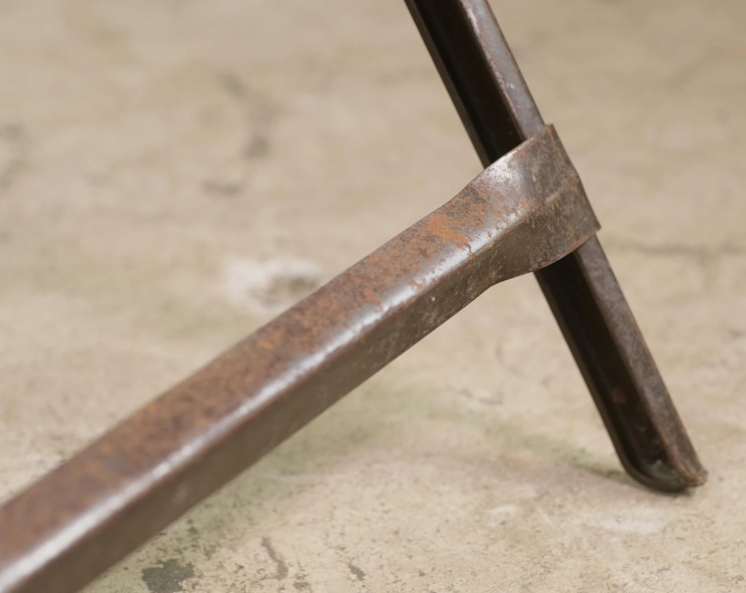 Vintage Star Cutout Brown Seat Steel Folding Chair 8 Vintage Star Cutout Brown Seat Steel Folding Chair - Image 6