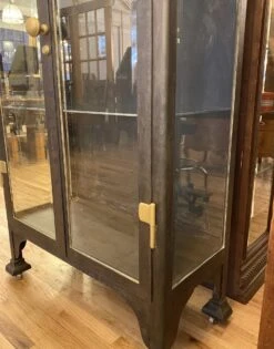 Antique 1920s Beveled Glass Double Door Iron Medical Cabinet 21 Antique 1920s Beveled Glass Double Door Iron Medical Cabinet -OGT Sale Store q278172 06