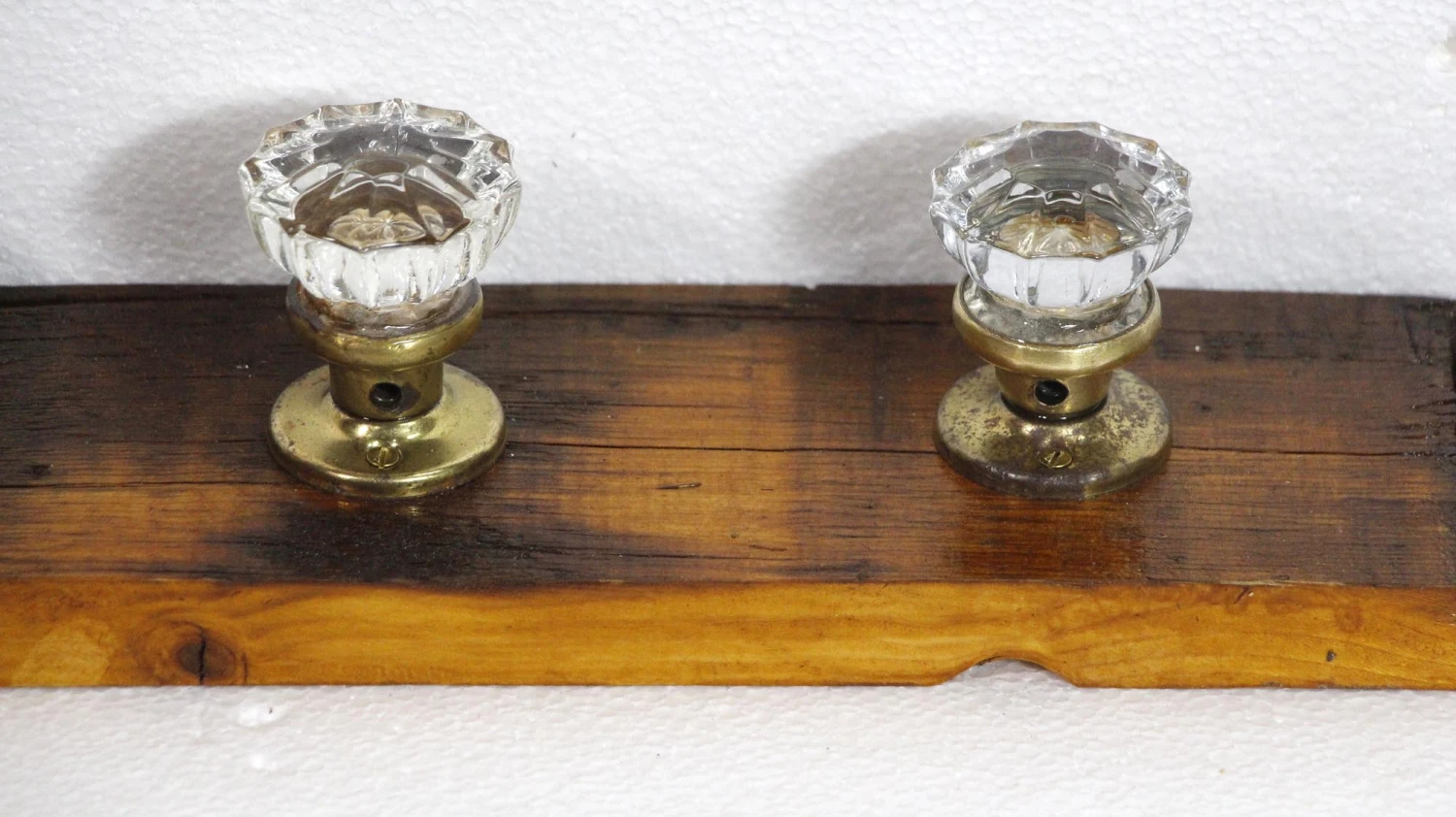 Handmade Fluted Glass Doorknob Hook Rack Board 9 Handmade Fluted Glass Doorknob Hook Rack Board - Image 7