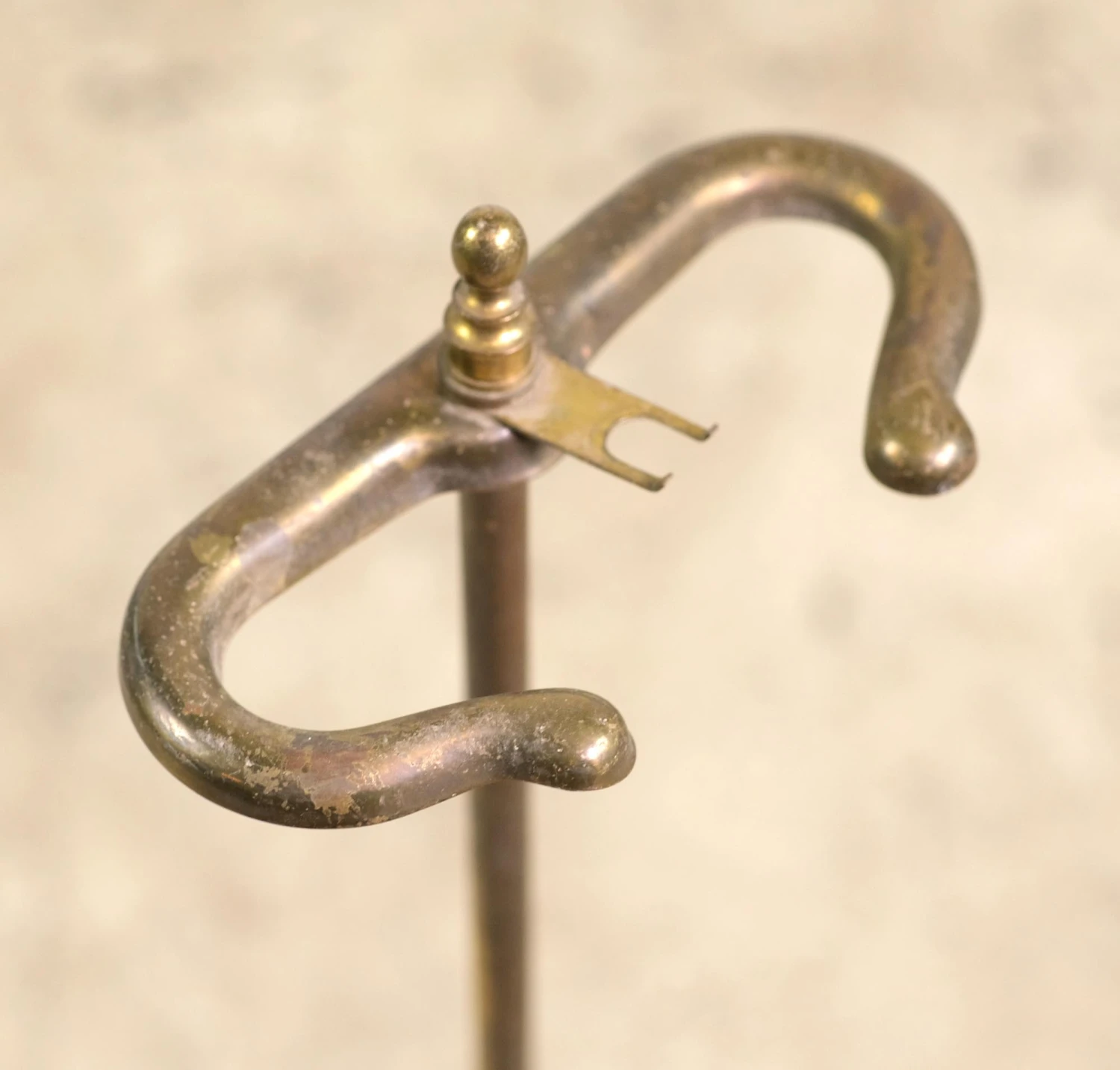 Vintage Traditional Brass Fireplace 3 Piece Tool Set 8 Vintage Traditional Brass Fireplace 3 Piece Tool Set - Image 6