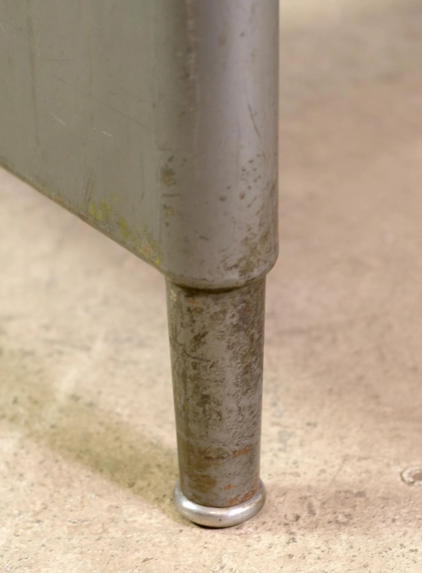 Steel Desk With 3 Drawers & Tray 11 Steel Desk With 3 Drawers & Tray - Image 9