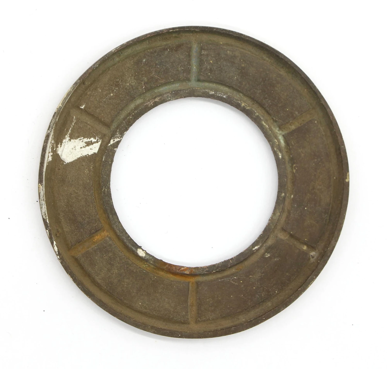 Vintage Geometric Wreath Brass Ring Applique 6 Vintage Geometric Wreath Brass Ring Applique - Image 4