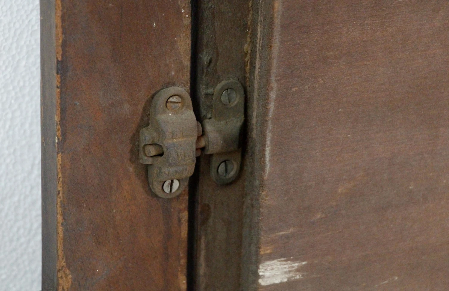 French Beveled Mahogany Carved Frame Tabletop Vanity Mirror 16 French Beveled Mahogany Carved Frame Tabletop Vanity Mirror - Image 14