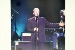 Framed Matted Photo Of Sting At Radio City Music Hall Oct 4, 1999 13 Framed Matted Photo Of Sting At Radio City Music Hall Oct 4, 1999 -OGT Sale Store q281916 04