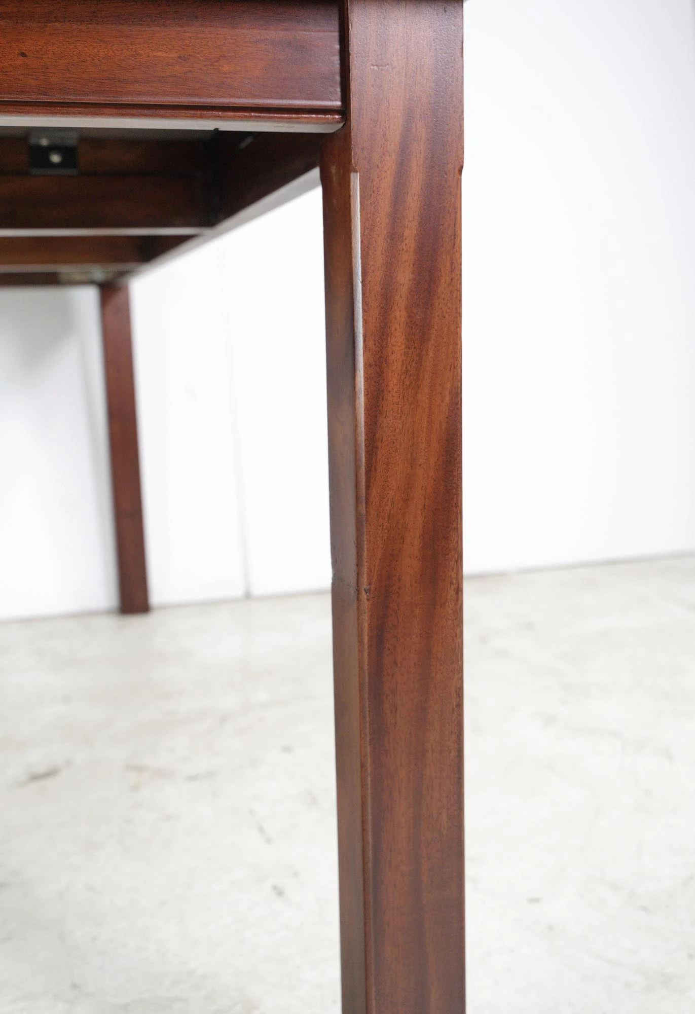 Handcrafted 6 Ft. Mahogany Square Legs Dining Room Table 8 Handcrafted 6 Ft. Mahogany Square Legs Dining Room Table - Image 6