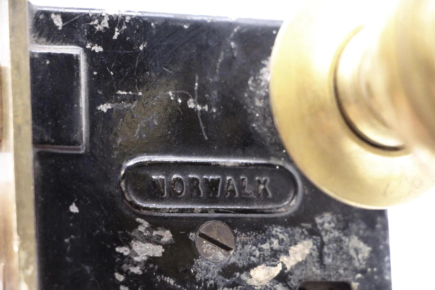 Antique Norwalk Concentric Brass Passage Door Knob Set 10 Antique Norwalk Concentric Brass Passage Door Knob Set - Image 8