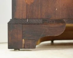 Traditional Mahogany Curved Glass Doors Corner Cabinet 31 Traditional Mahogany Curved Glass Doors Corner Cabinet -OGT Sale Store q282449 15