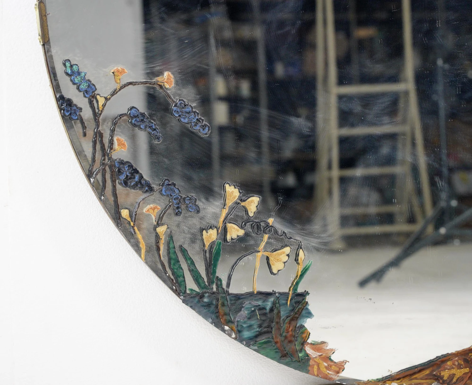 Vintage Hand Painted Edge Floral Round 44 In. Wall Mirror 7 Vintage Hand Painted Edge Floral Round 44 In. Wall Mirror - Image 5