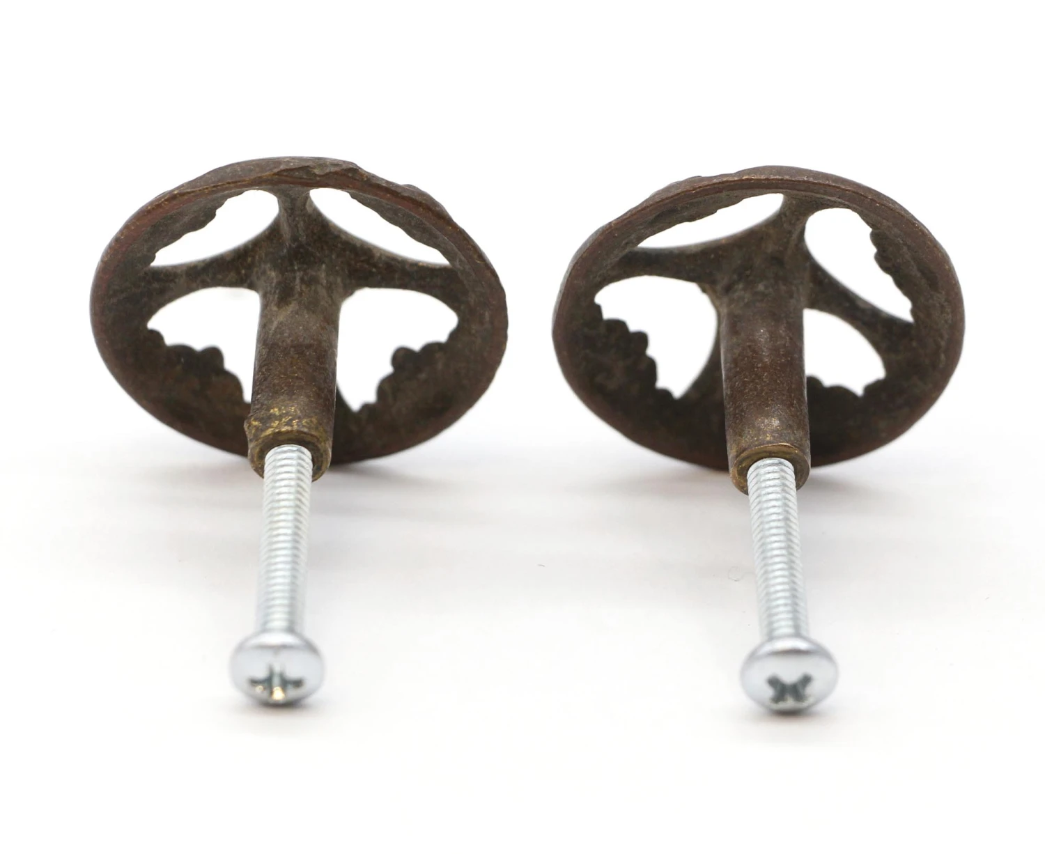 Pair Of Vintage 1.5 In. Cut Out Brass Drawer Cabinet Knobs 7 Pair Of Vintage 1.5 In. Cut Out Brass Drawer Cabinet Knobs - Image 5