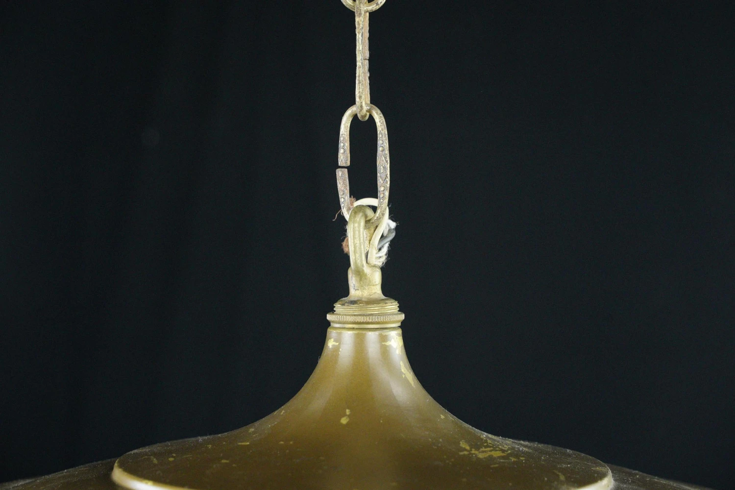 Traditional Floral White Glass Globe Brass Chain Pendant Light 8 Traditional Floral White Glass Globe Brass Chain Pendant Light - Image 6