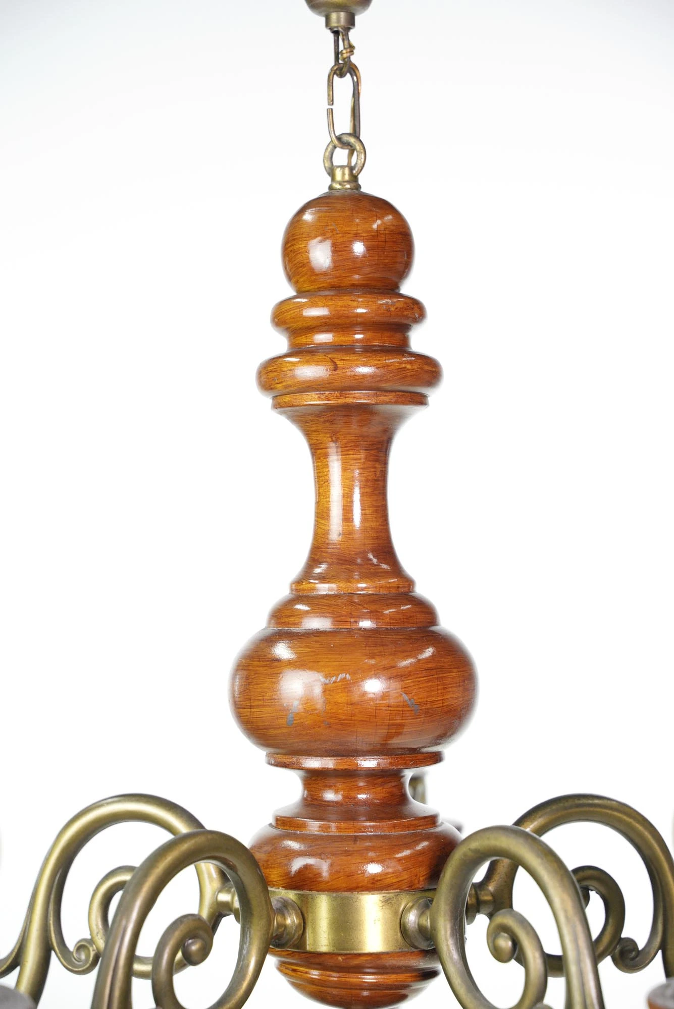 Traditional 5 Brass Plated Arms Medium Tone Wood Chandelier 7 Traditional 5 Brass Plated Arms Medium Tone Wood Chandelier - Image 5