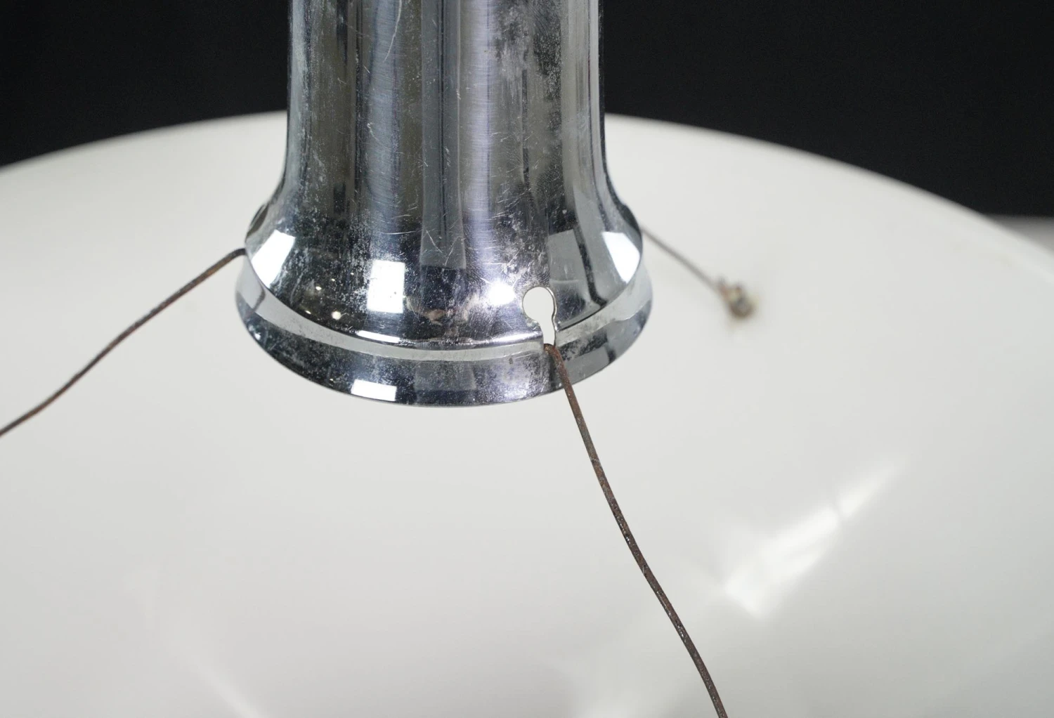 Foliate Milk Glass Dish Pendant Light With Steel Pole 8 Foliate Milk Glass Dish Pendant Light With Steel Pole - Image 6