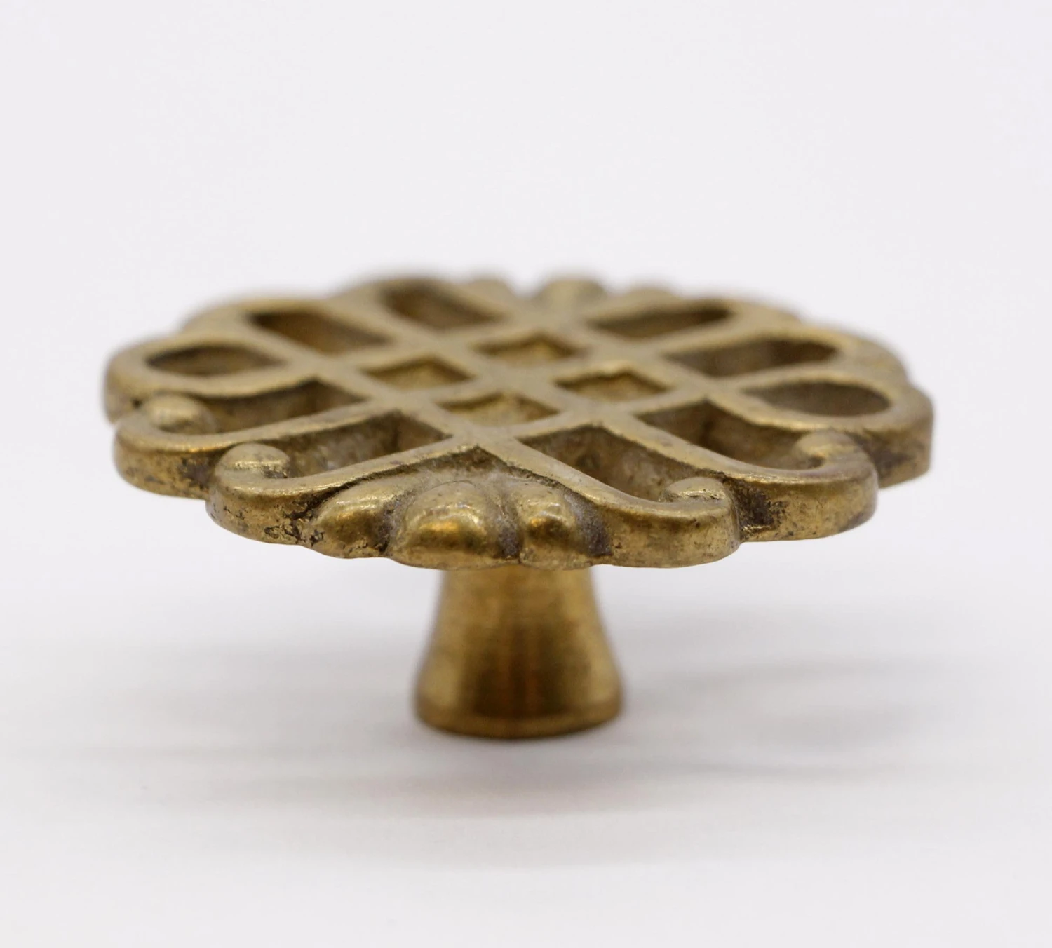 Pair Of Vintage Rounded Cut Out Brass Drawer Cabinet Knobs 5 Pair Of Vintage Rounded Cut Out Brass Drawer Cabinet Knobs - Image 3