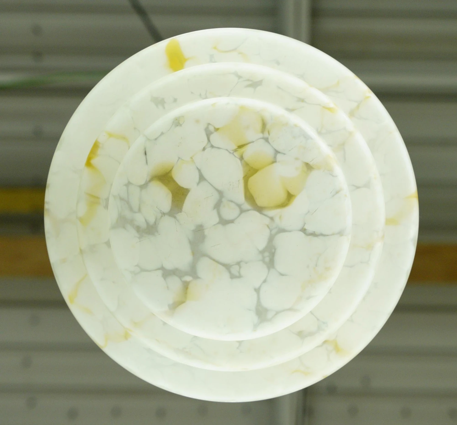 Modern Wedding Cake Style Glass Dish Brass Chain Pendant Light 10 Modern Wedding Cake Style Glass Dish Brass Chain Pendant Light - Image 8